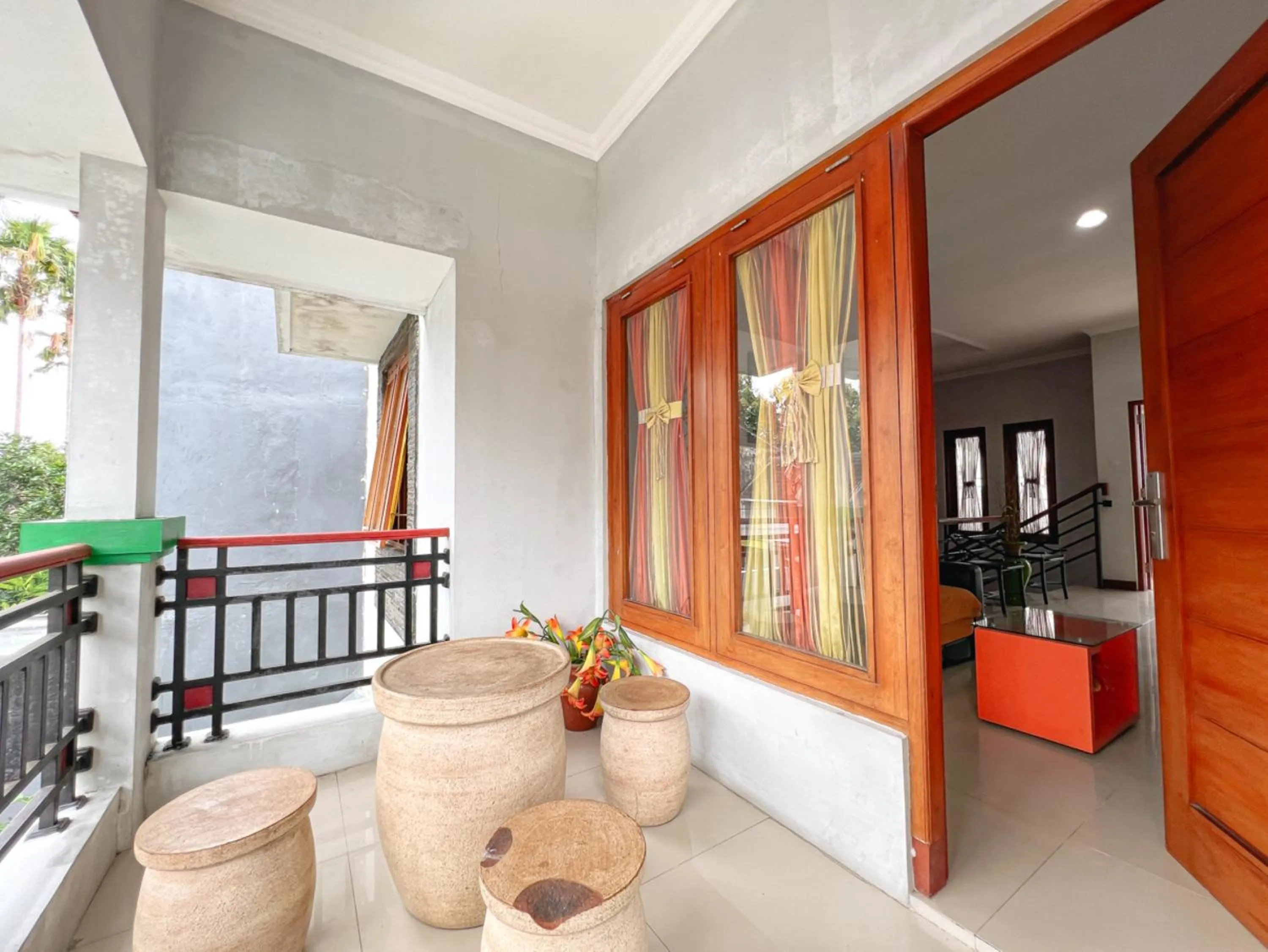 Balcony/Terrace in Homestay Simply Homy Jogja dekat Ambarukmo plaza