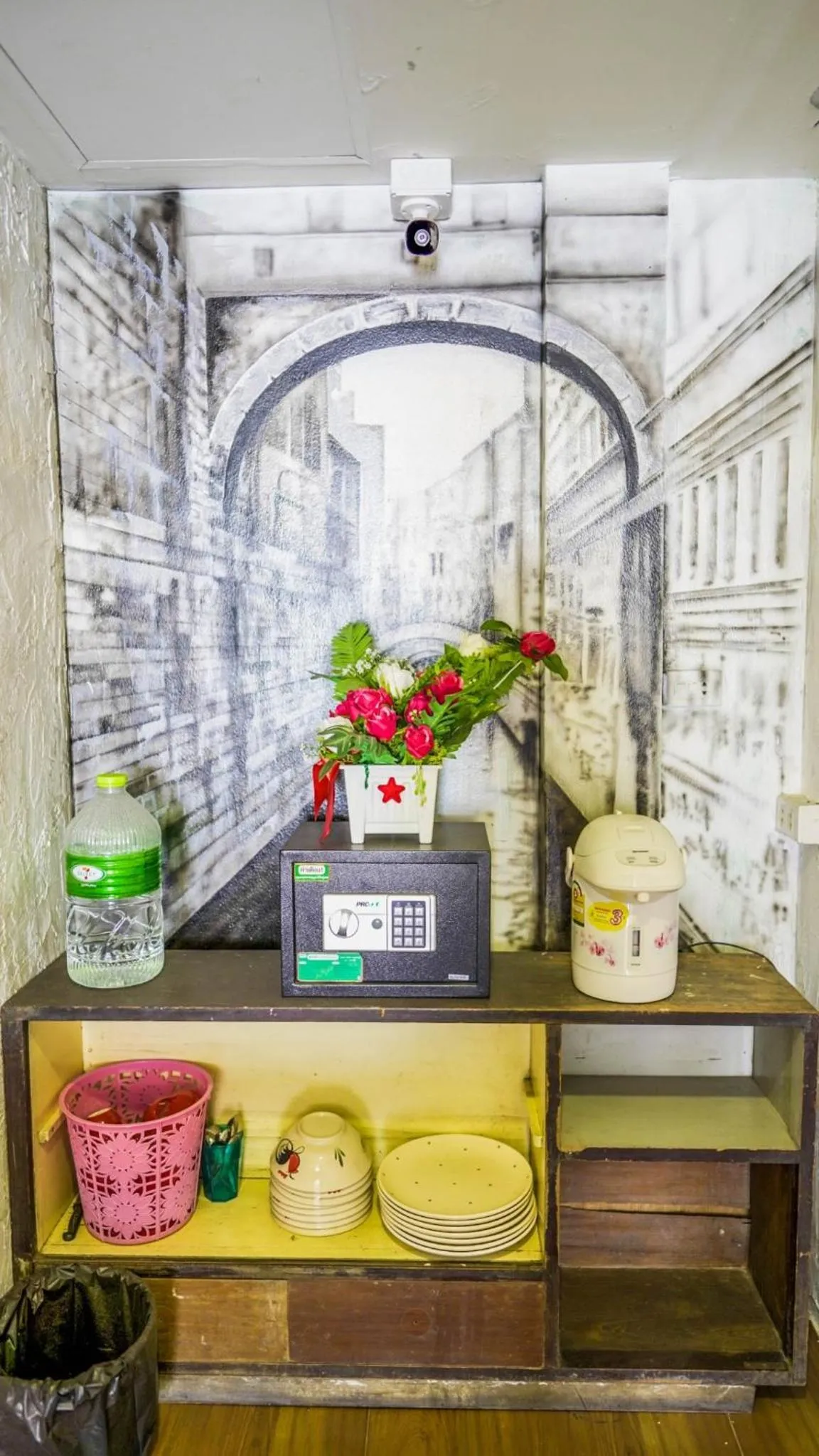 Lobby or reception in RoomQuest Amphawa Vaylasamran