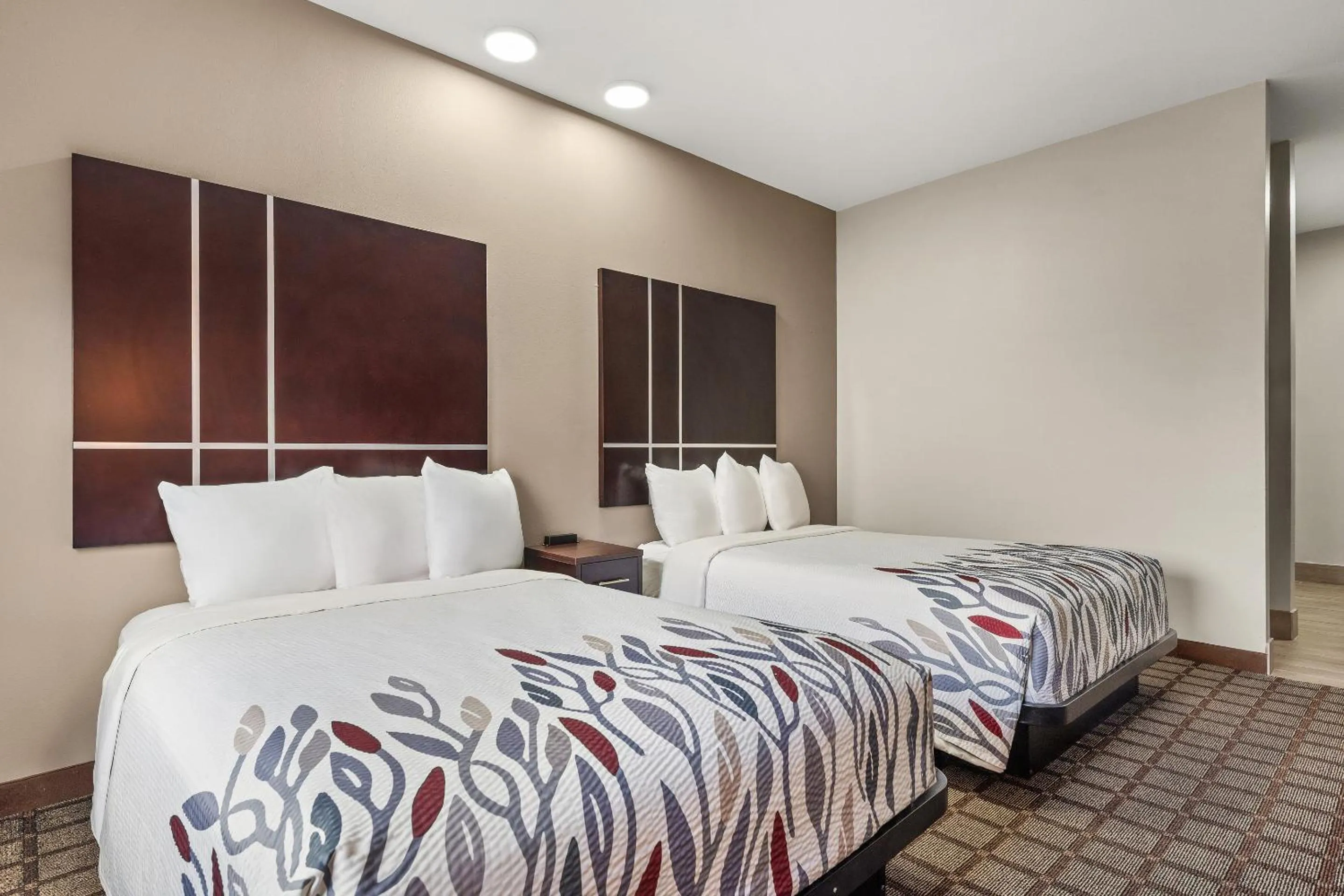 Bedroom, Bed in Red Roof Inn Baton Rouge