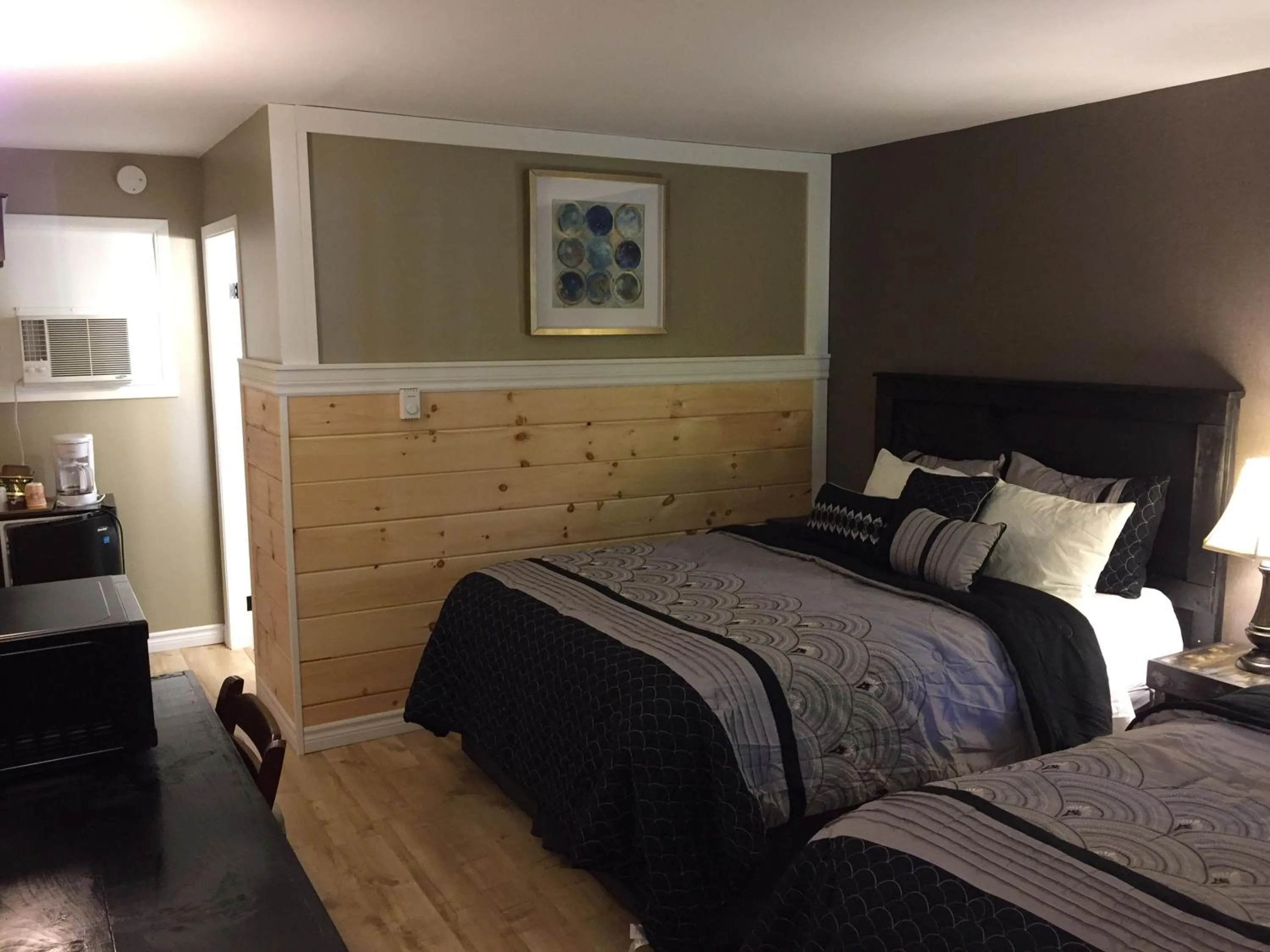 Bed in Greenside Motel