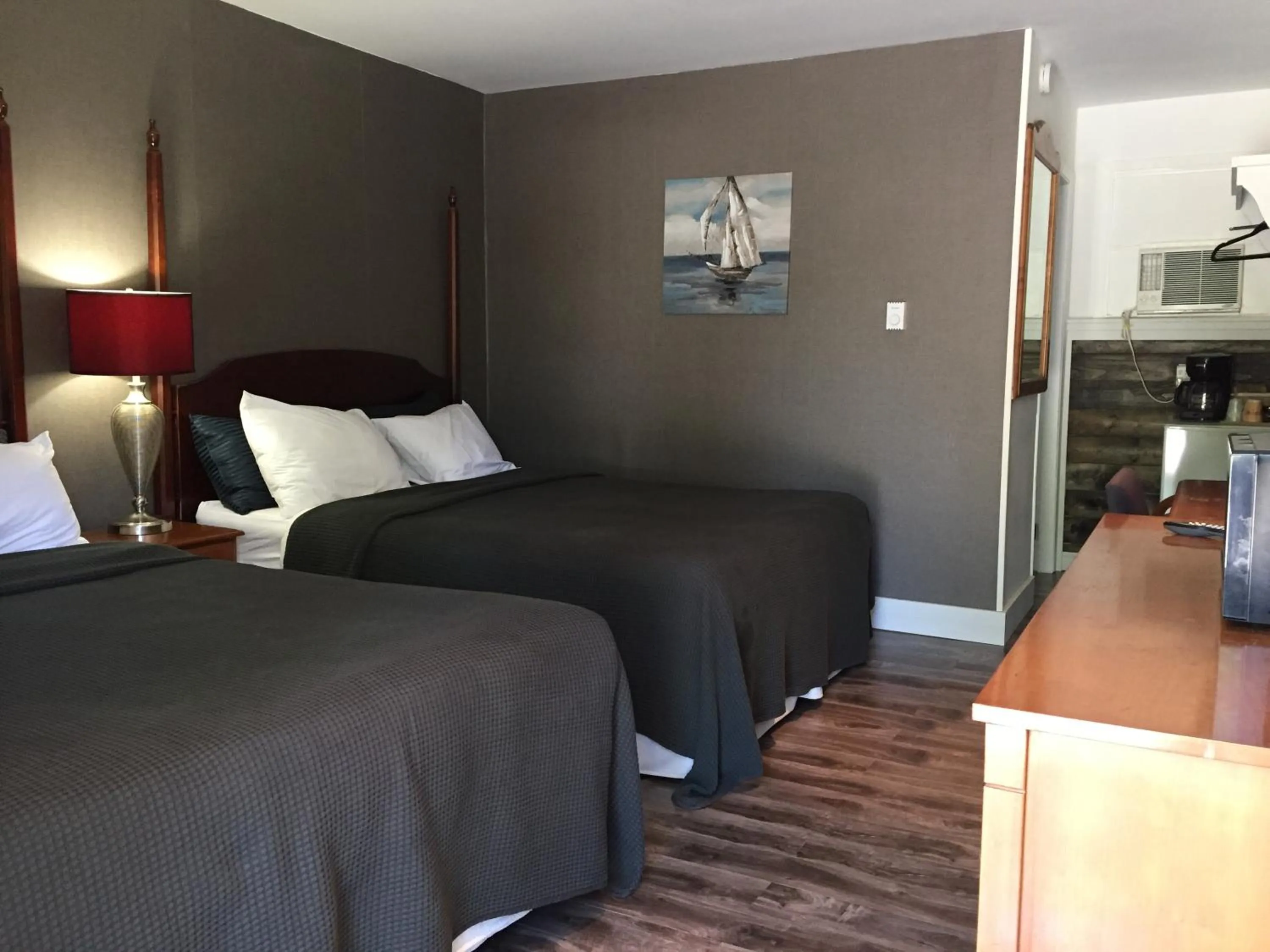 Bed in Greenside Motel