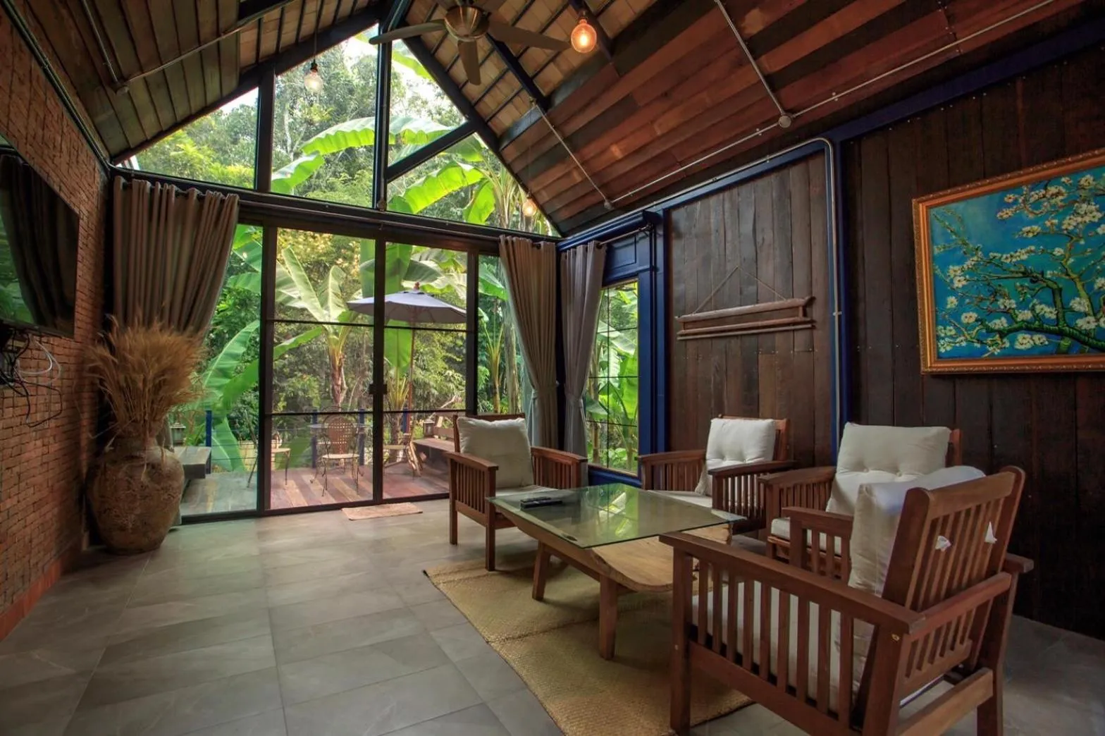 Patio in Voraman Hut