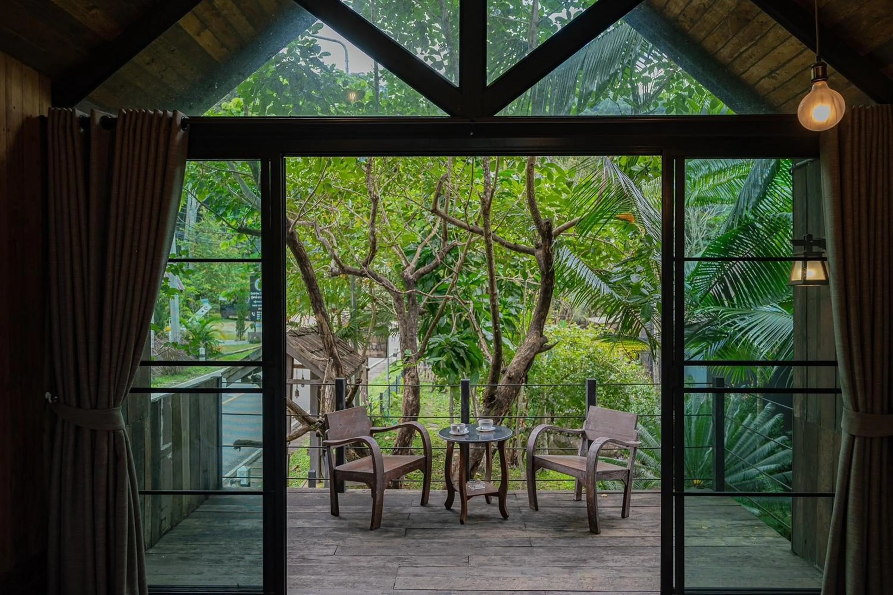 Garden view in Voraman Hut