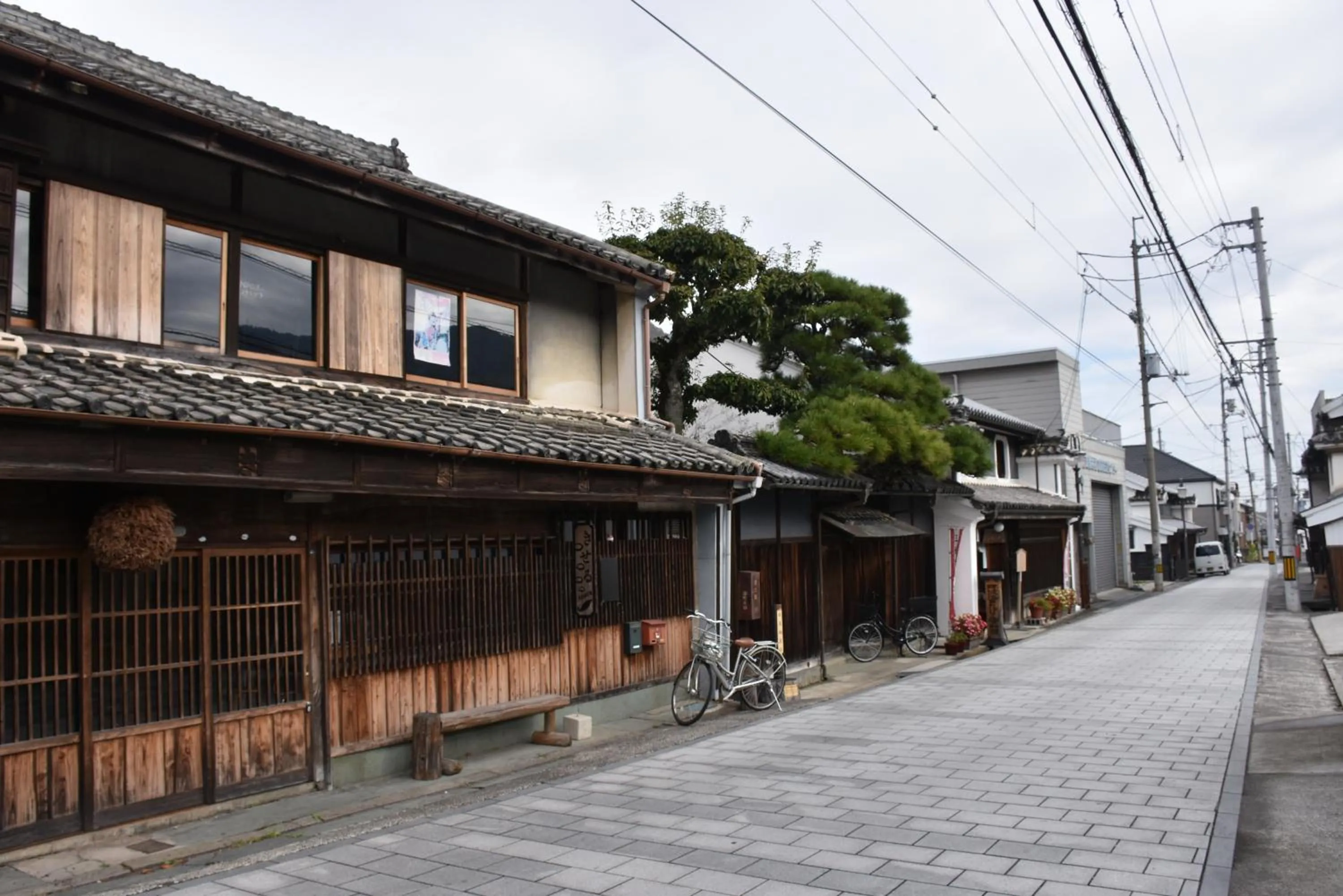 Nearby landmark in 4S STAY Awaikeda Ekimae