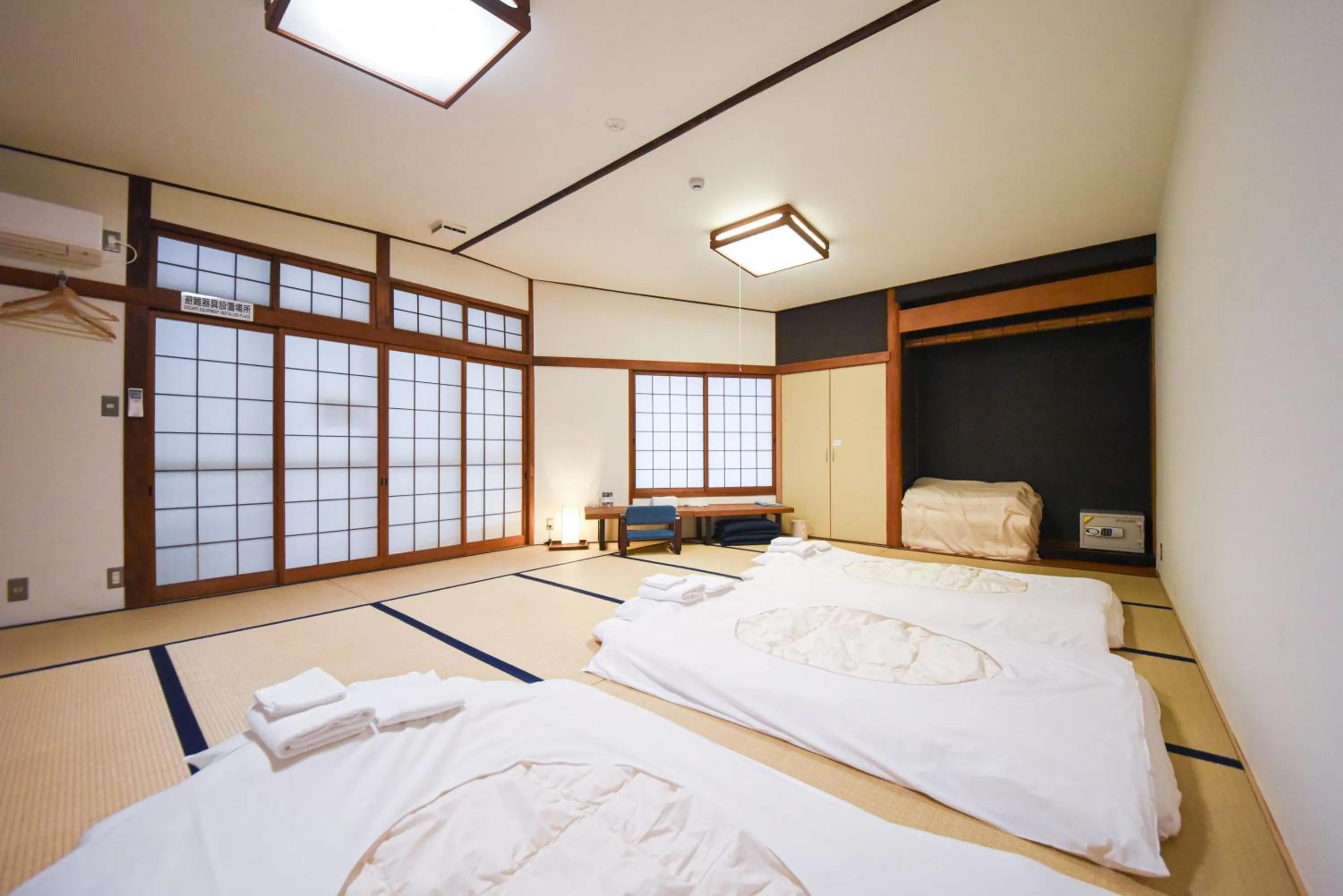 Bed in 4S STAY Awaikeda Ekimae