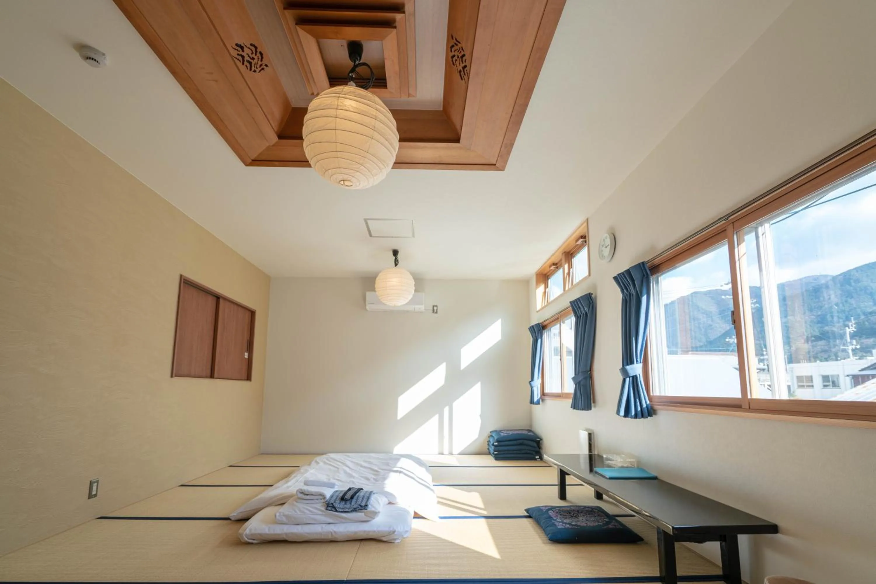 Bed in 4S STAY Awaikeda Ekimae