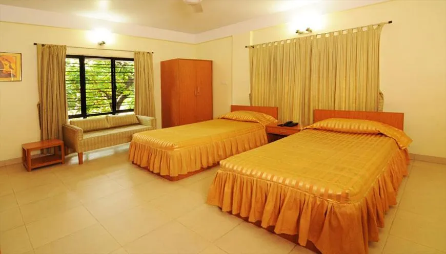 Bed in 55b Hindustan Park