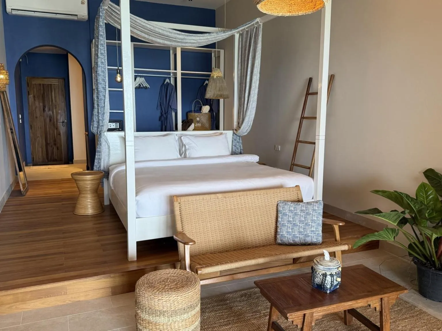 Baan Jai Dee Beach Front Hotel