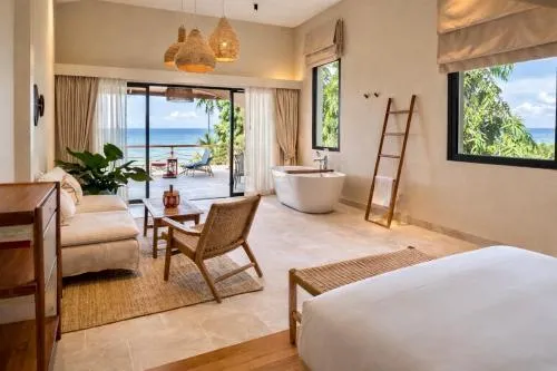 Baan Jai Dee Beach Front Hotel