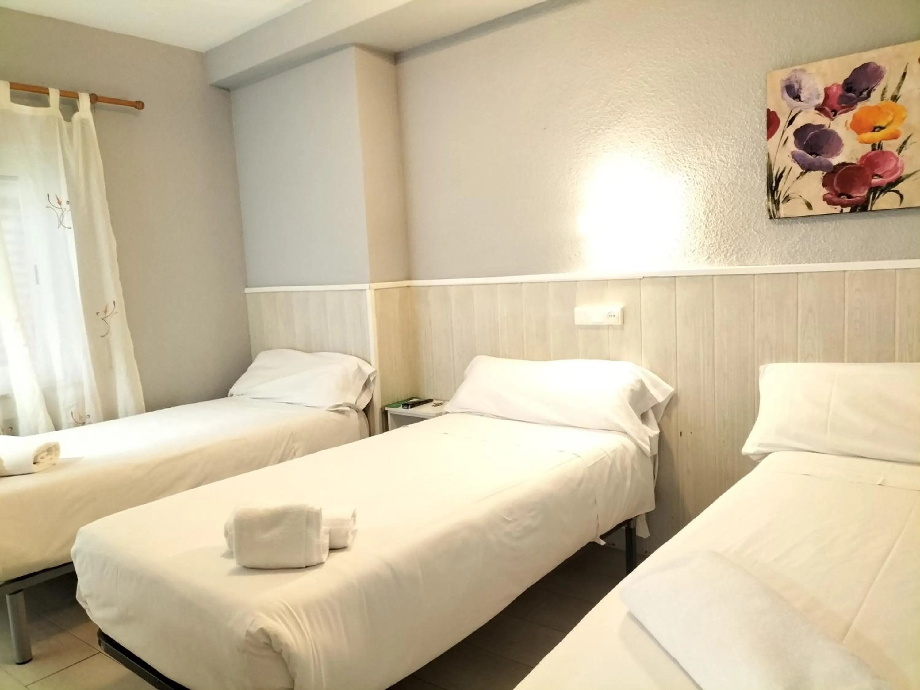 Bed in Hostal Albero by gaiarooms