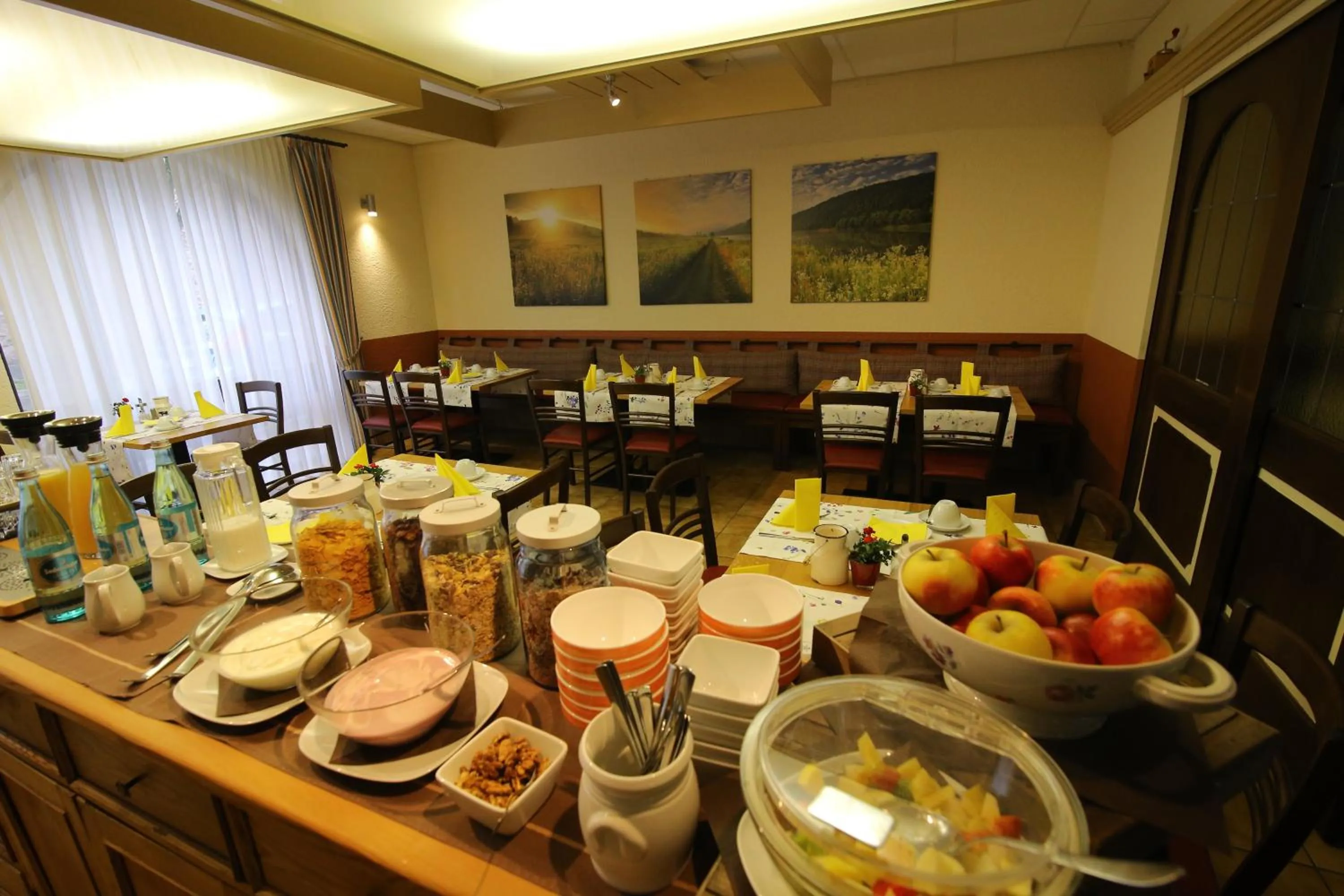Buffet breakfast in Tauberhotel Kette
