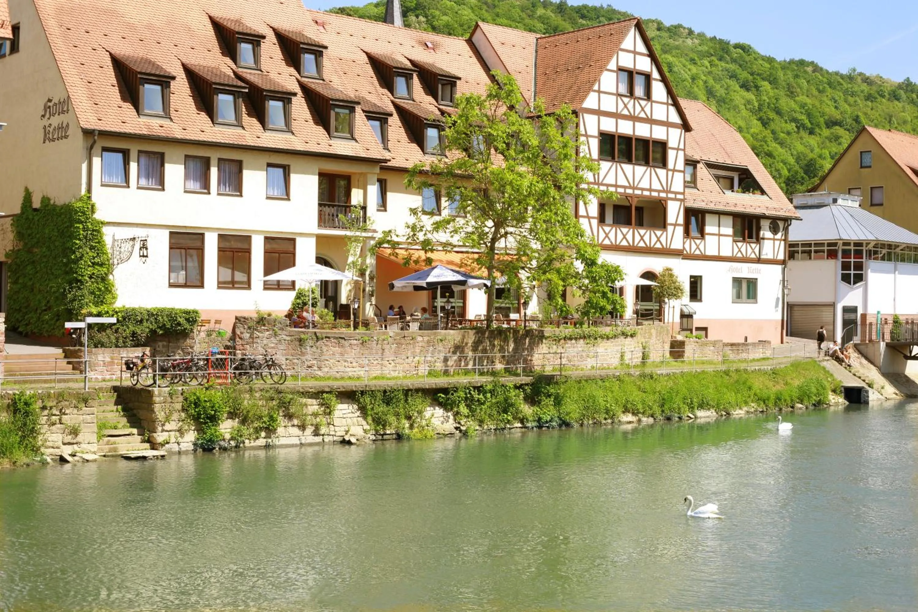 Facade/entrance in Tauberhotel Kette