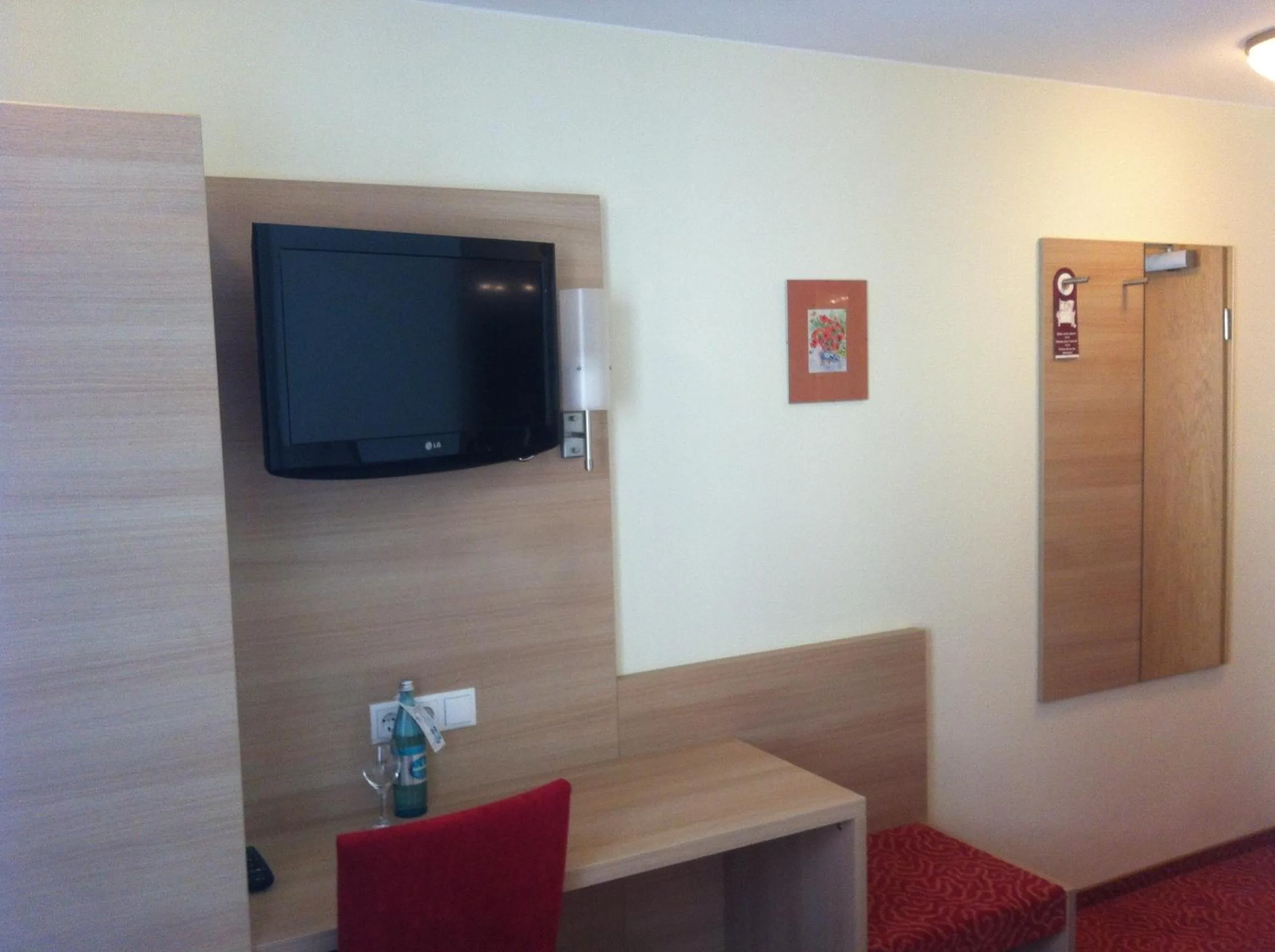 TV and multimedia in Tauberhotel Kette