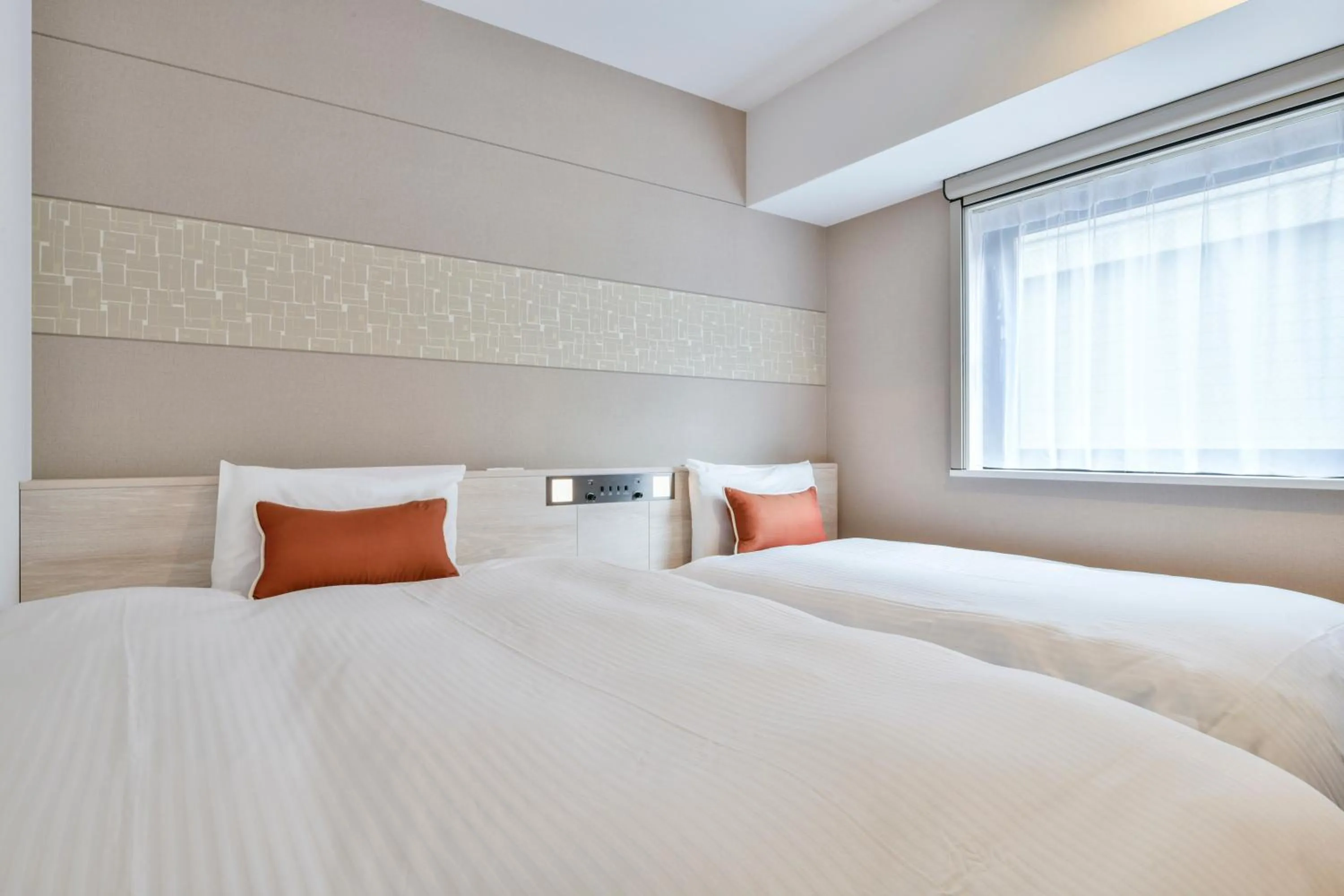 Photo of the whole room, Bed in Vessel Inn Chiba Ekimae