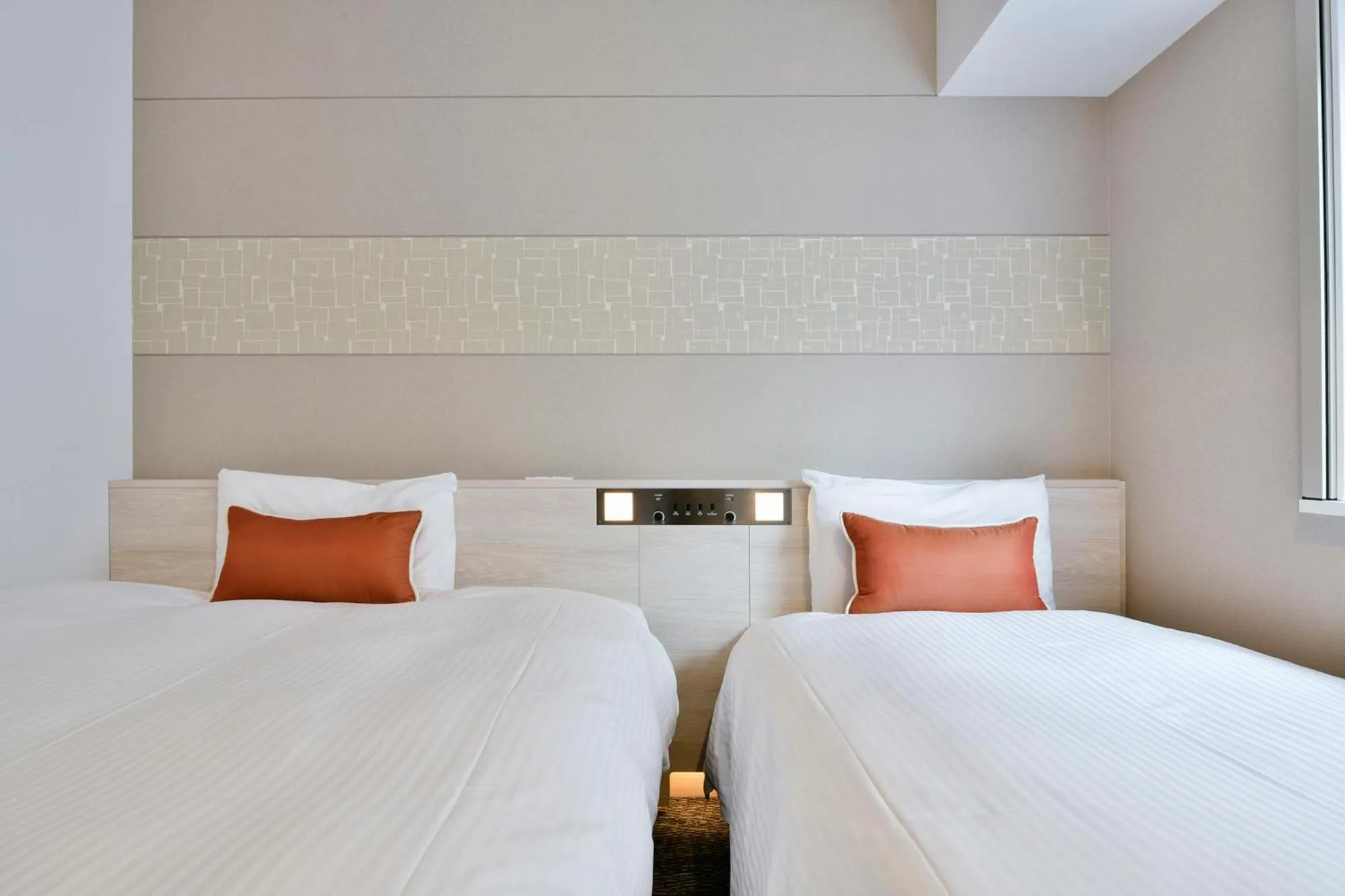 Photo of the whole room, Bed in Vessel Inn Chiba Ekimae