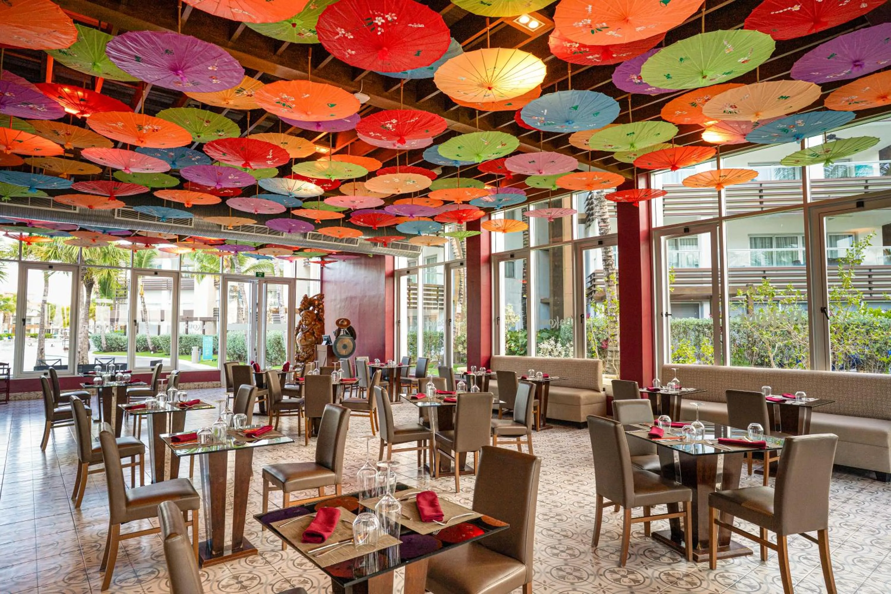 Restaurant/places to eat in Bakour Punta Cana Suites