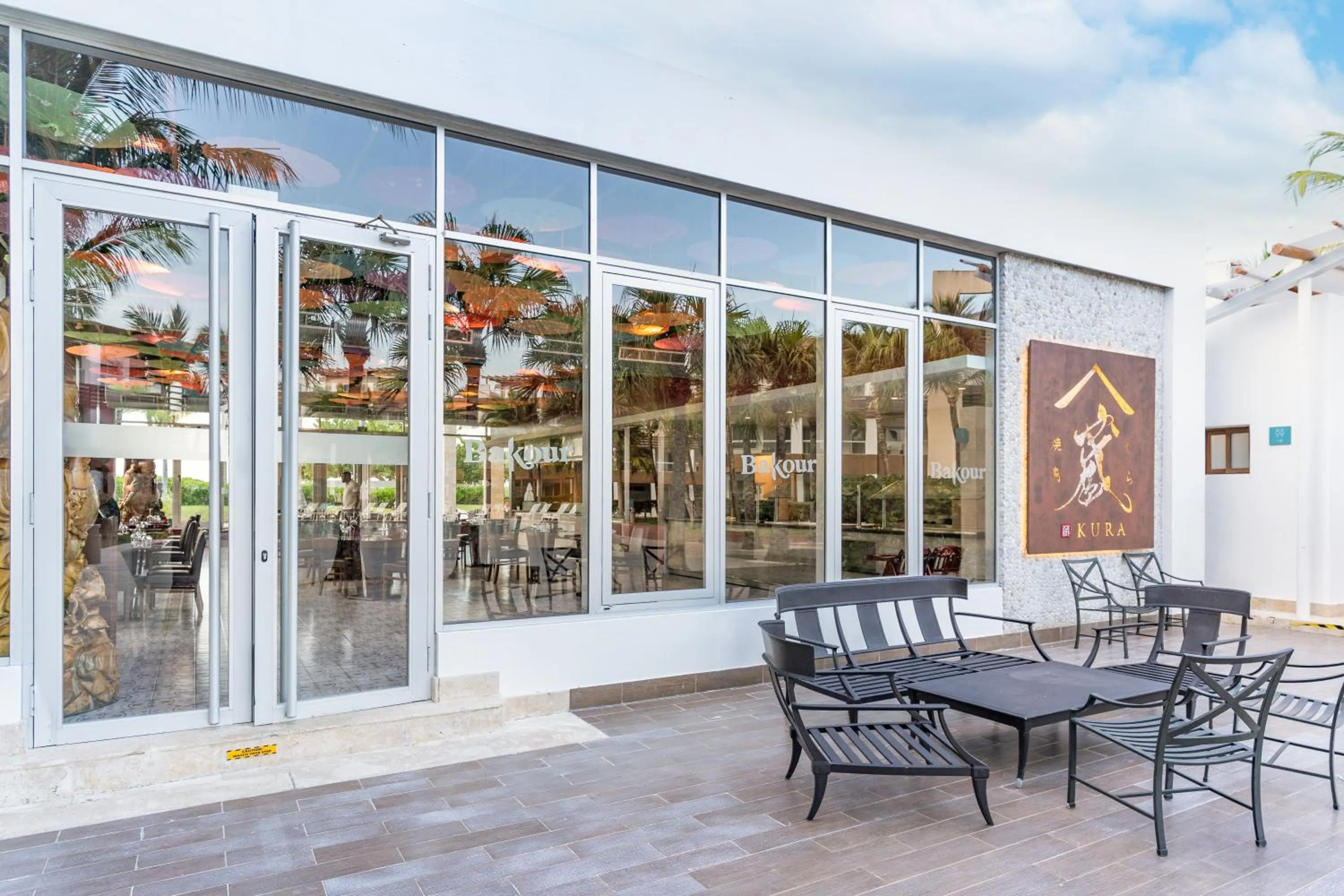 Restaurant/places to eat in Bakour Punta Cana Suites