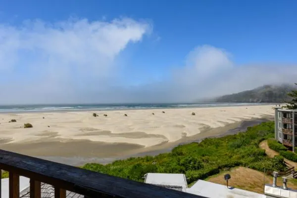 Little Creek Cove Beach Resort