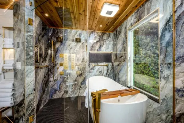 Little Creek Cove Beach Resort