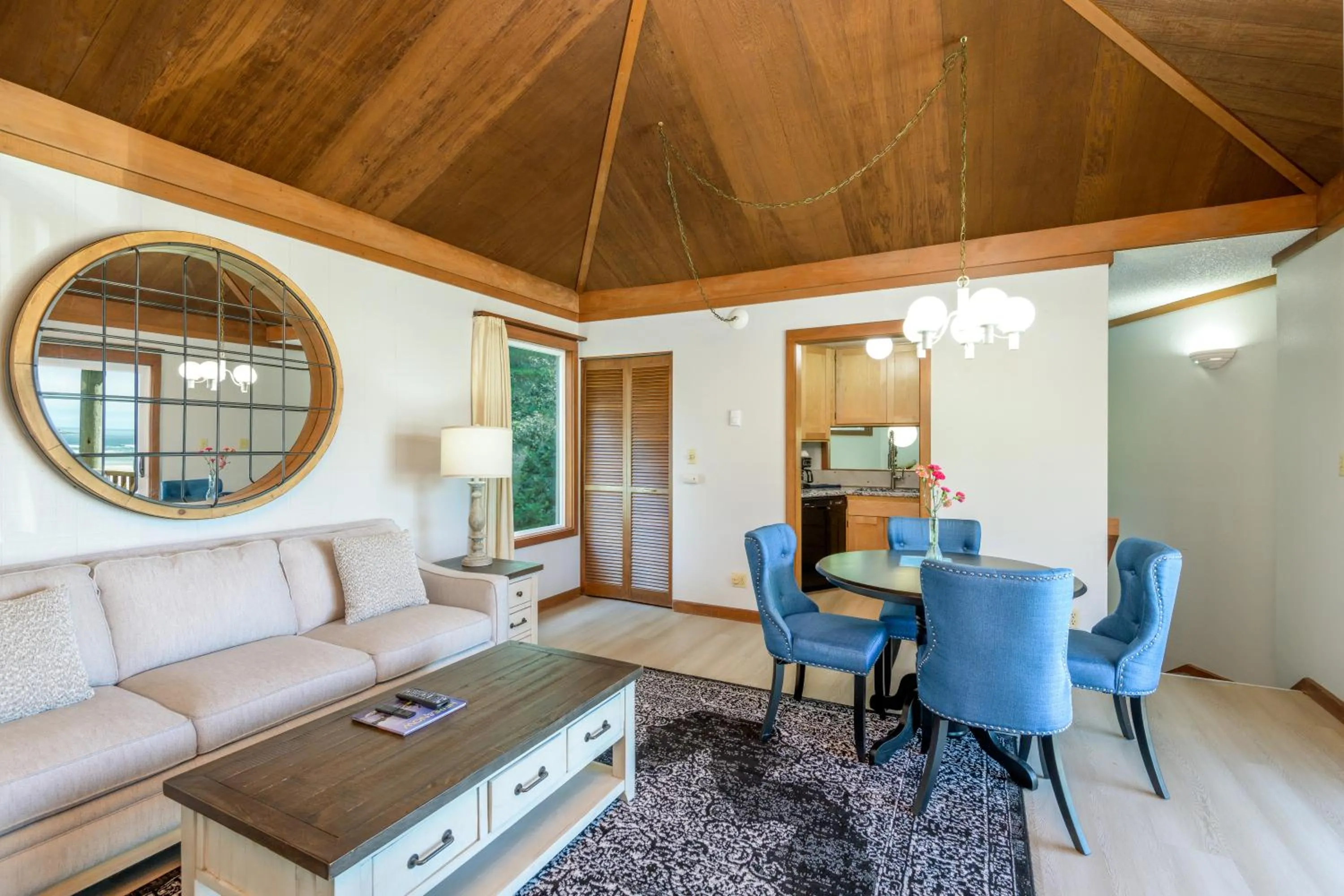 Little Creek Cove Beach Resort