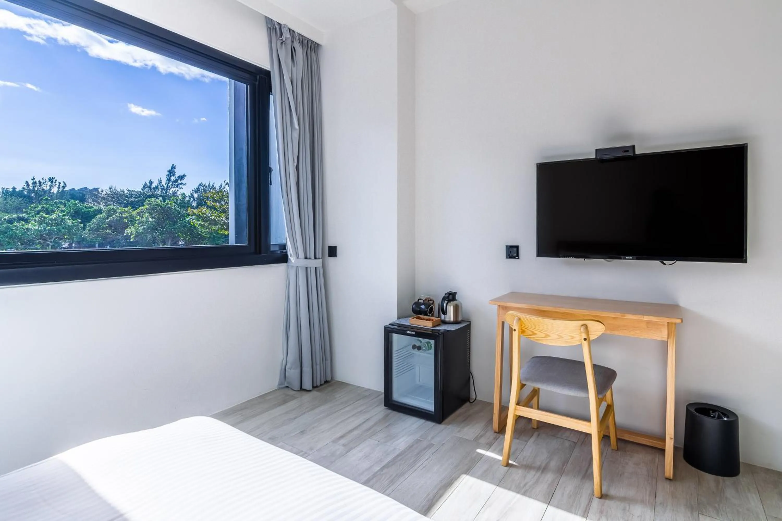 Photo of the whole room, Bed in Kenting Sea Wall 112