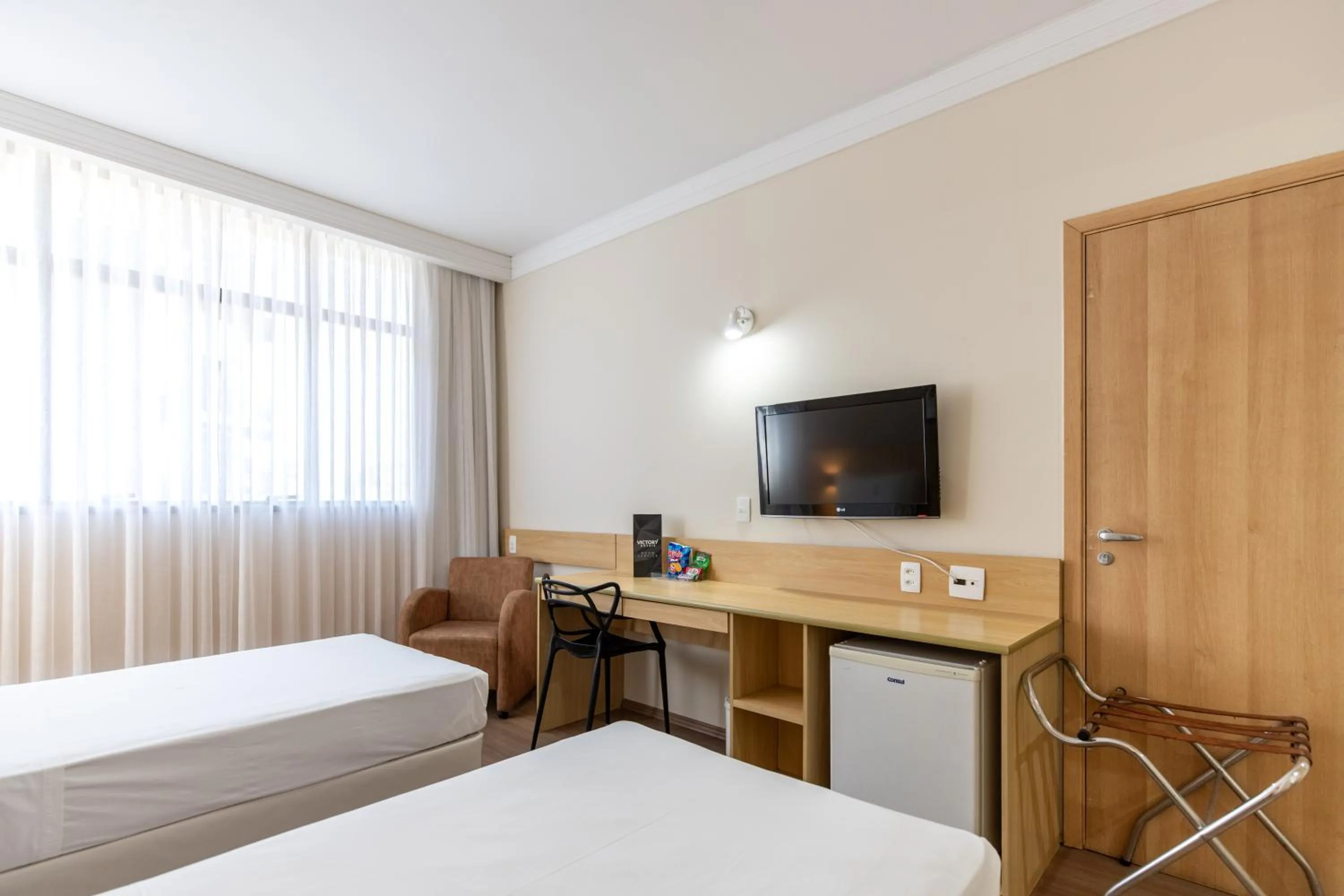 Bedroom, Bed in Victory Business Hotel