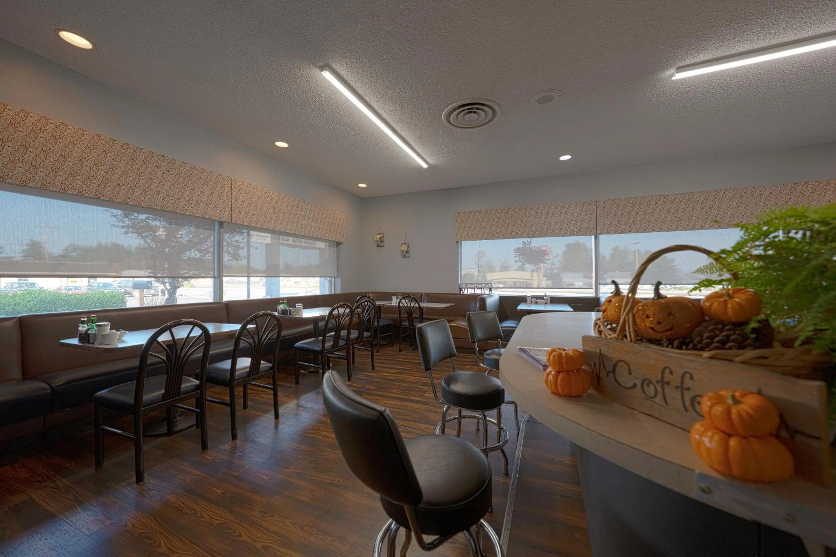 Restaurant/places to eat in OYO Hotel St Helens OR