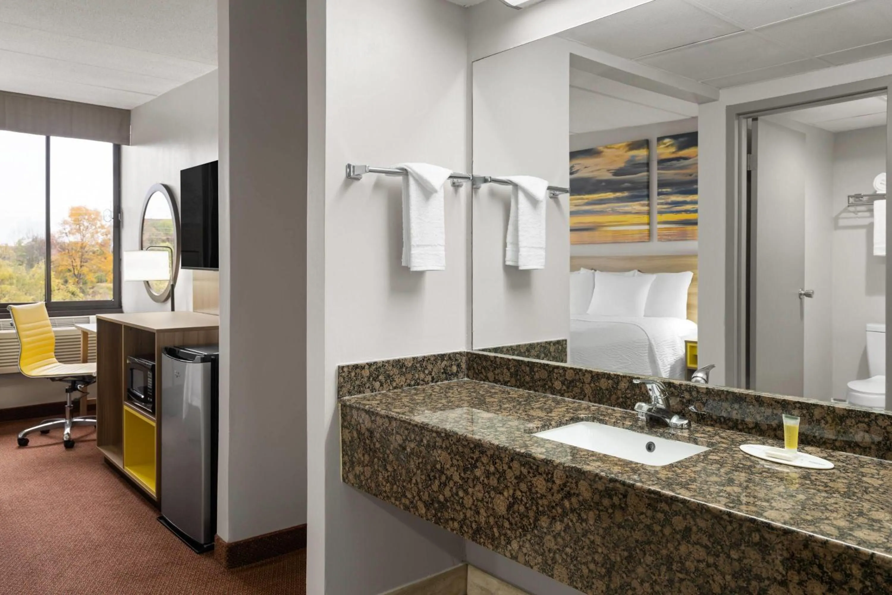 Photo of the whole room in Days Inn by Wyndham Hagerstown I-70