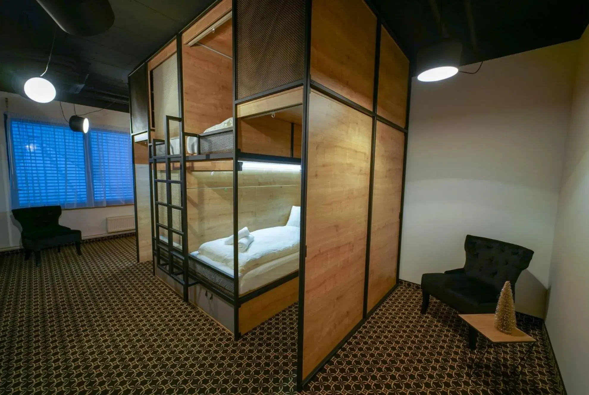 Classic 4-Bed Capsule Room in CHORS like a hotel - Capsule & NFT Boutique Hostel Bratislava - City Center Classic 4-Bed Capsule Room in CHORS like a hotel - Capsule & NFT Boutique Hostel Bratislava - City Center