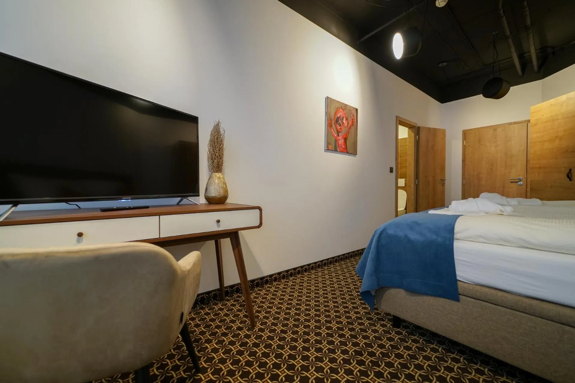 Toilet, Bed in CHORS like a hotel - Capsule & NFT Boutique Hostel Bratislava - City Center