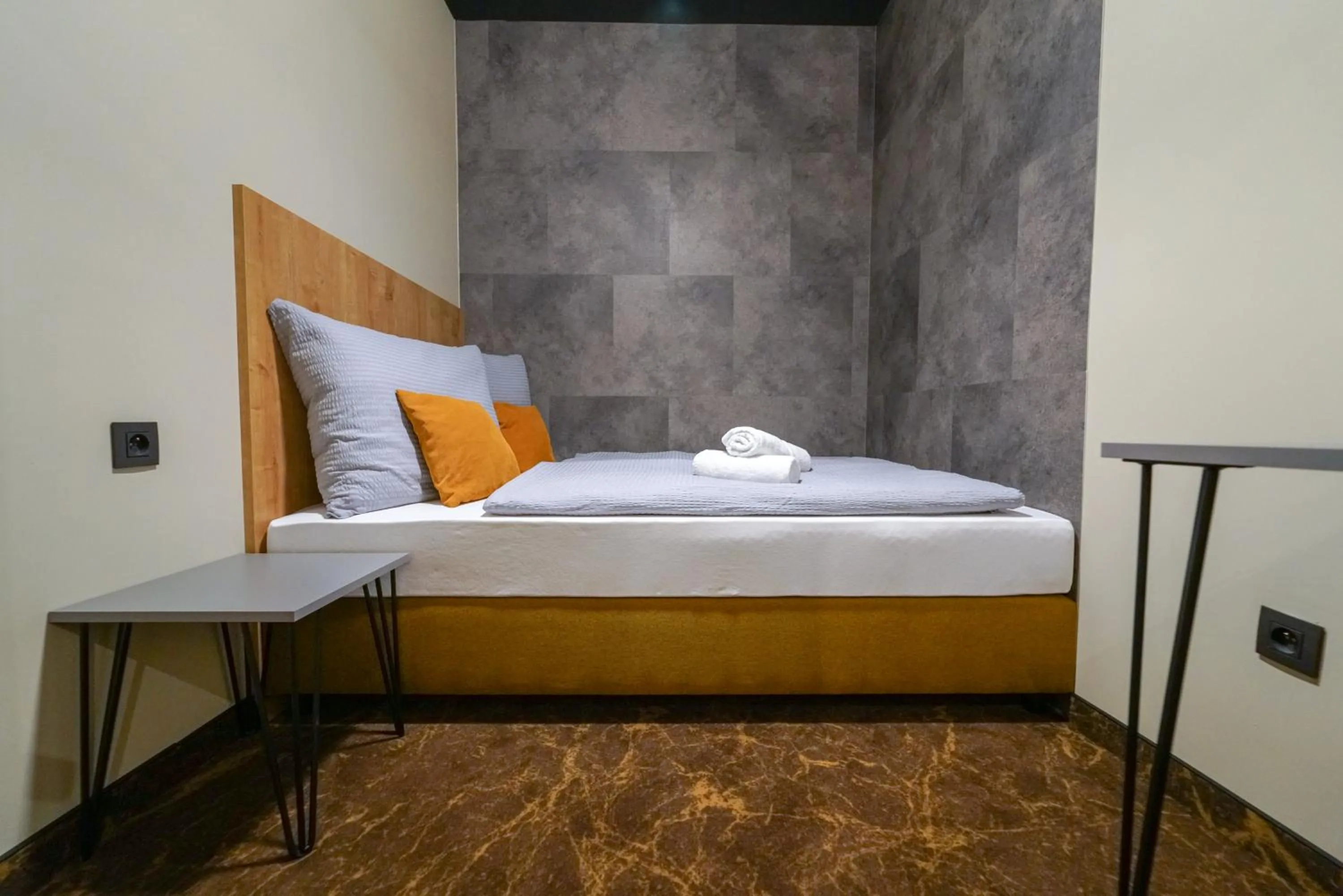 Bed in CHORS like a hotel - Capsule & NFT Boutique Hostel Bratislava - City Center