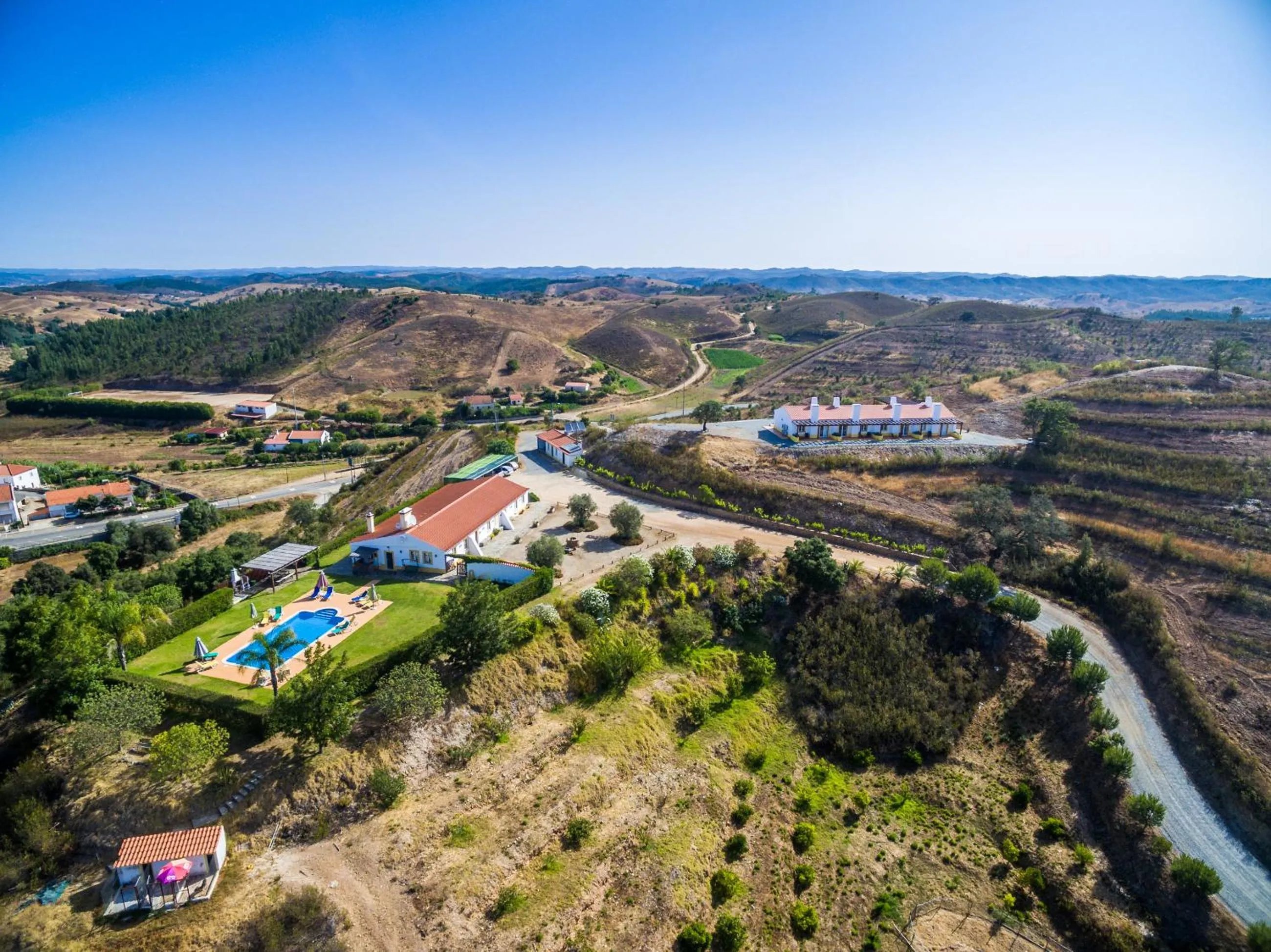 Bird's eye view in Nave Redonda do Cerro – Countryside & Nature