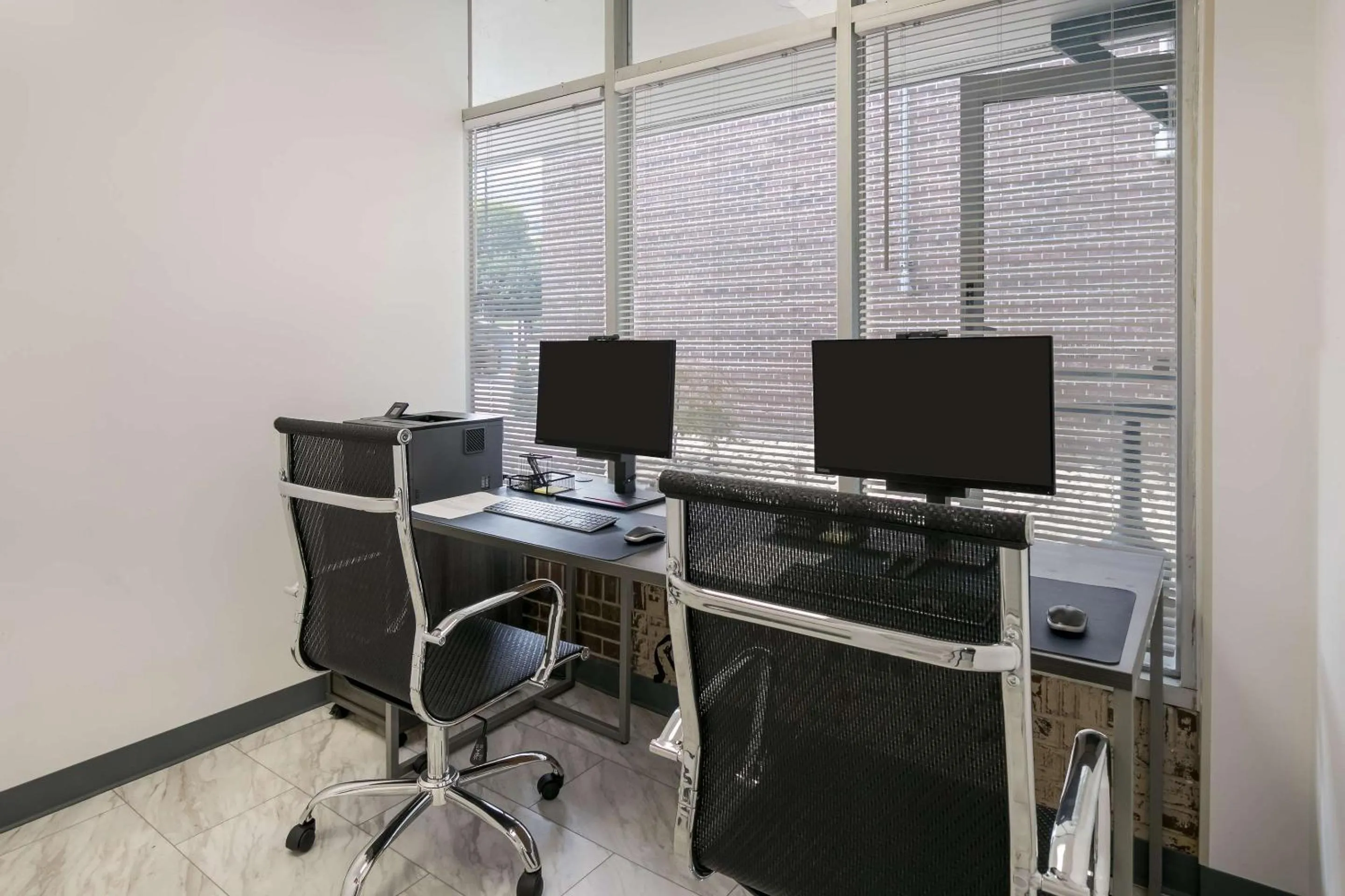 Business facilities in Clarion Hotel Conference Center