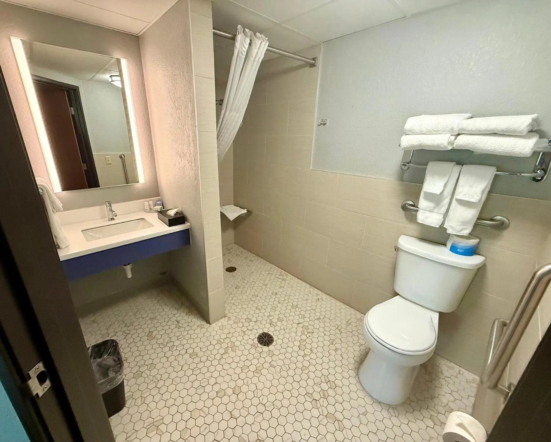 Shower in AmericInn by Wyndham Tofte Near Lake Superior