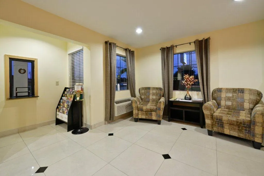 Lobby or reception in Americas Best Value Inn Lake Charles Interstate 210
