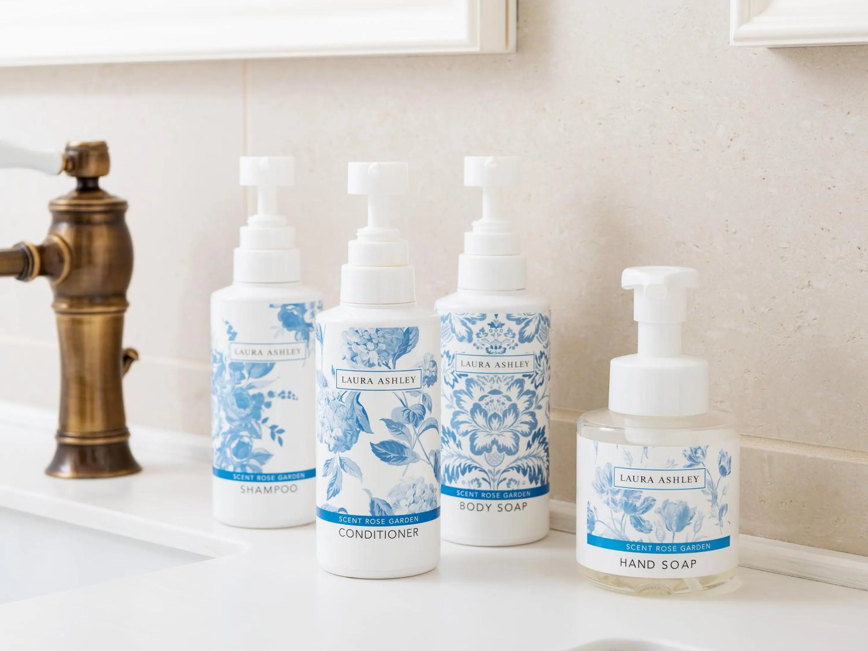 Bathroom in Takarazuka Hotel