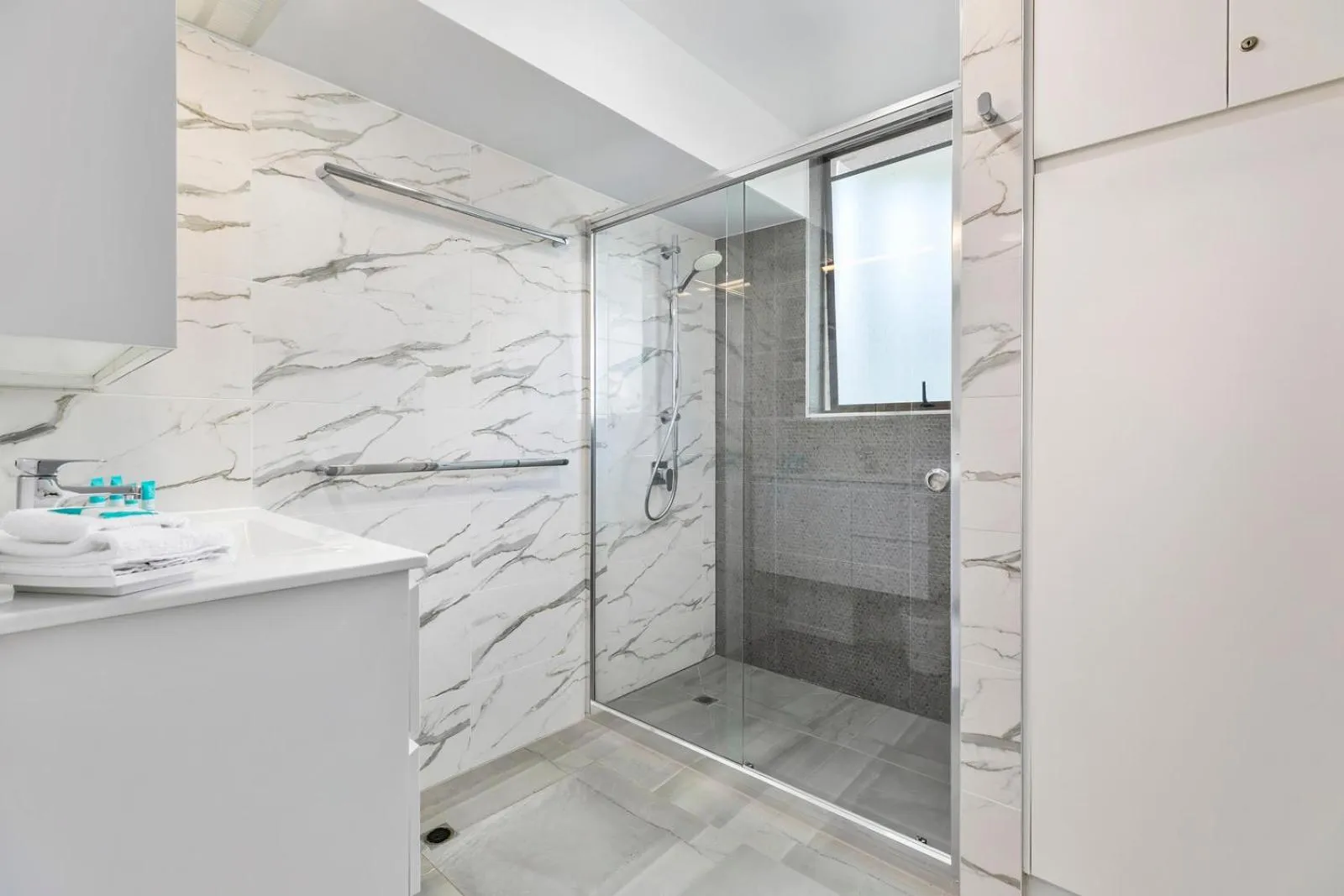 Bathroom in Sun Lagoon Resort