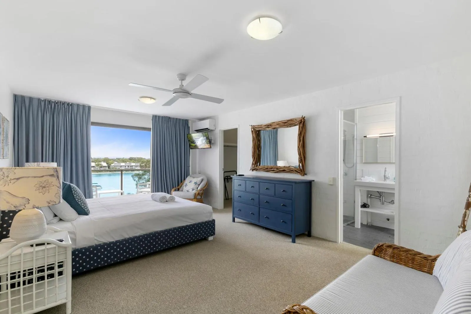 View (from property/room), Bed in Sun Lagoon Resort