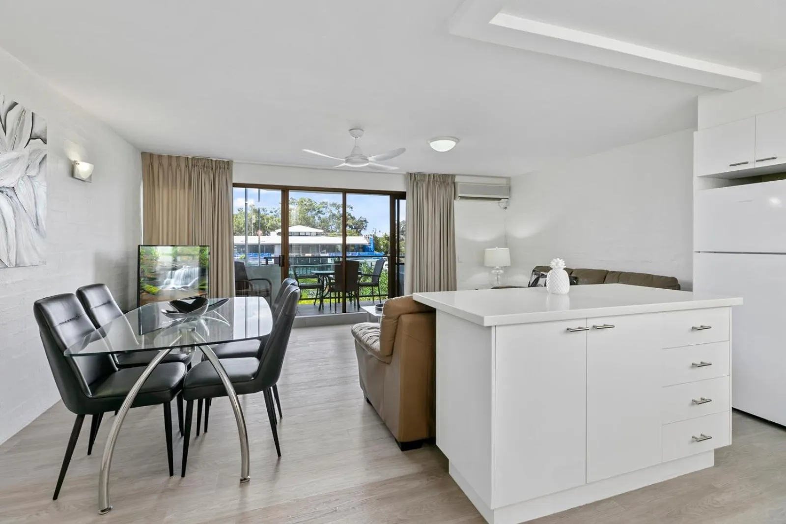 Kitchen or kitchenette in Sun Lagoon Resort