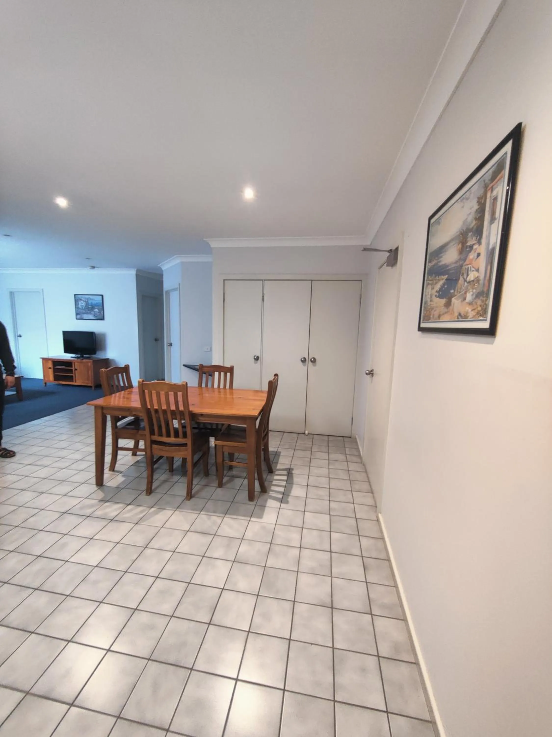 Communal lounge/ TV room in Belvoir Village Motel & Apartments Wodonga