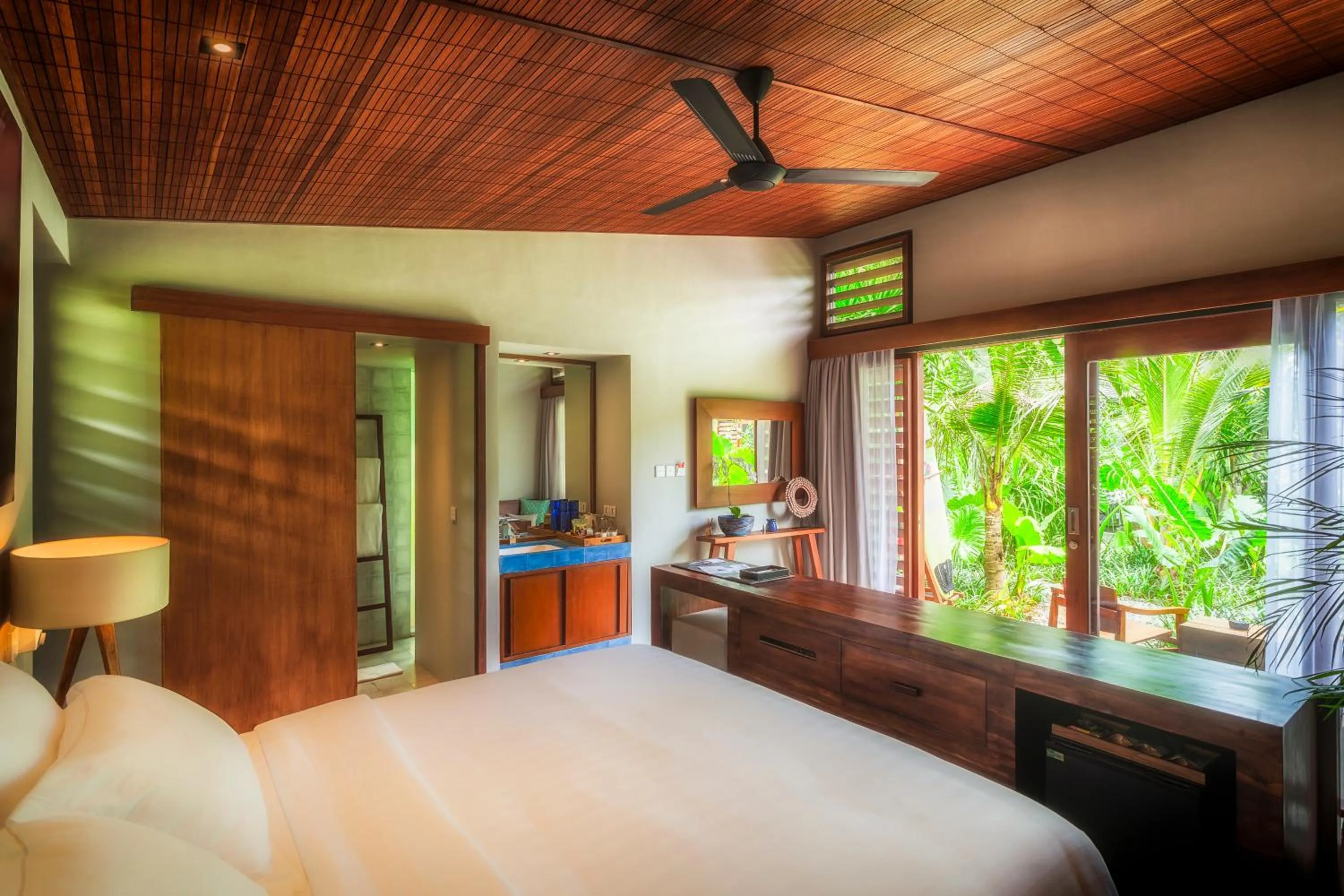 Property building, Bed in Hotel Komune and Beach Club Bali