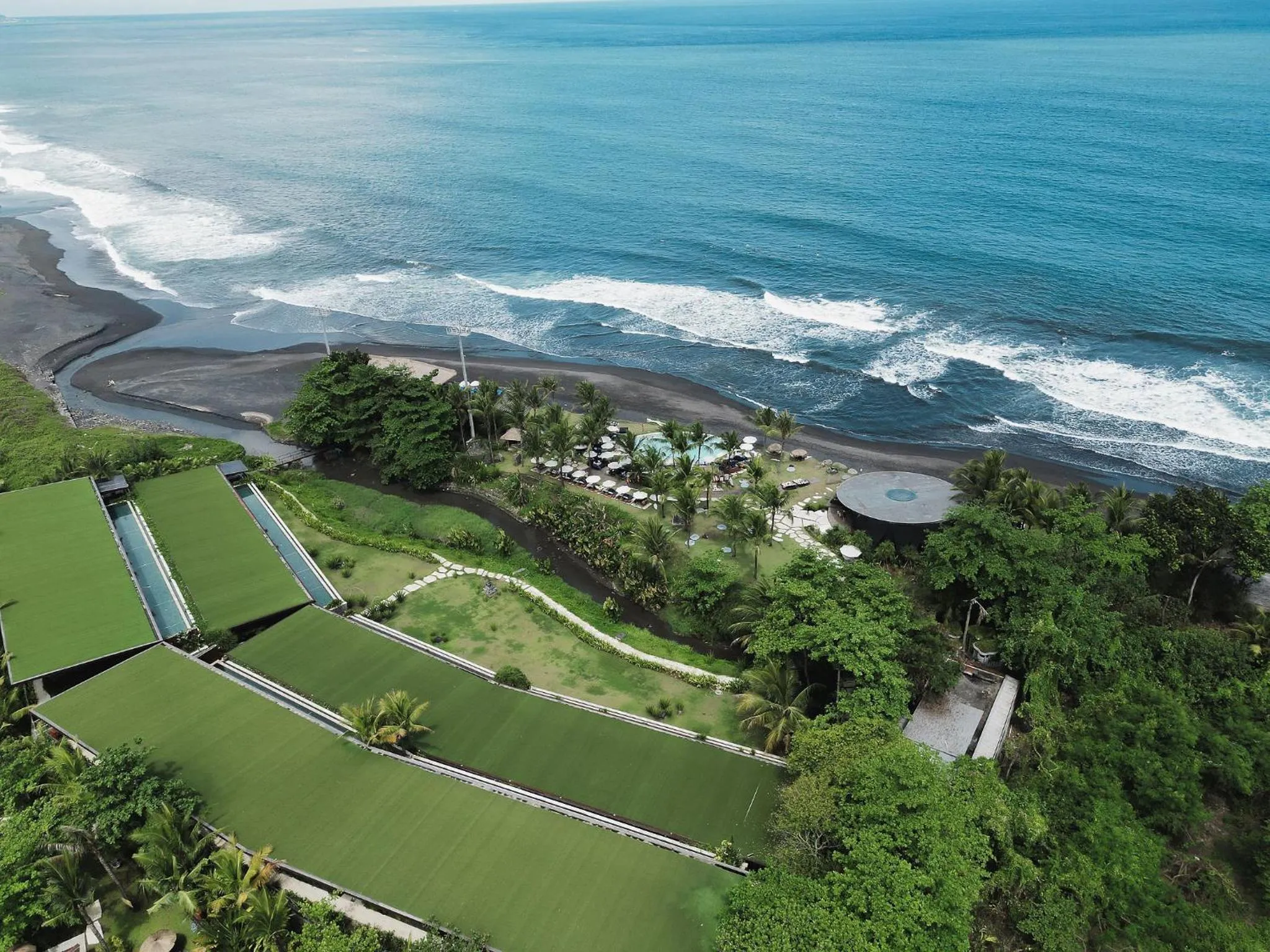 Property building in Hotel Komune and Beach Club Bali