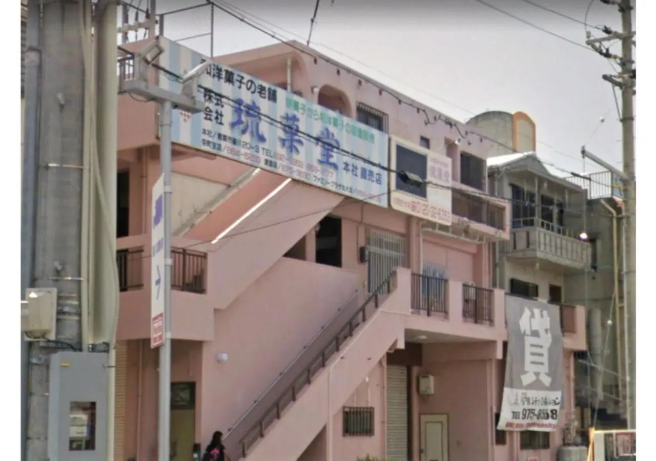 Facade/entrance in Terrace House Tsubokawa