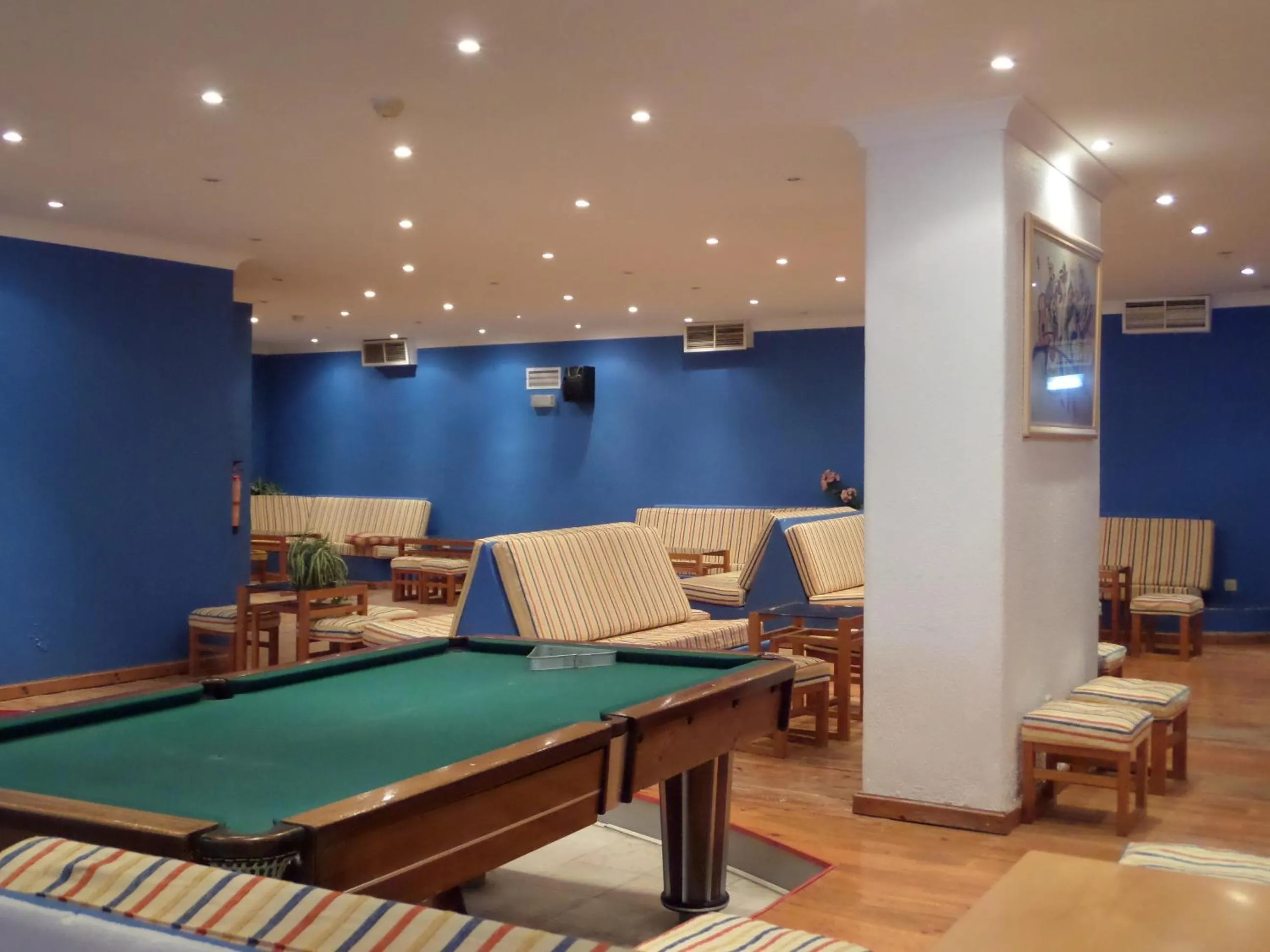 Billiard in Mirachoro Albufeira