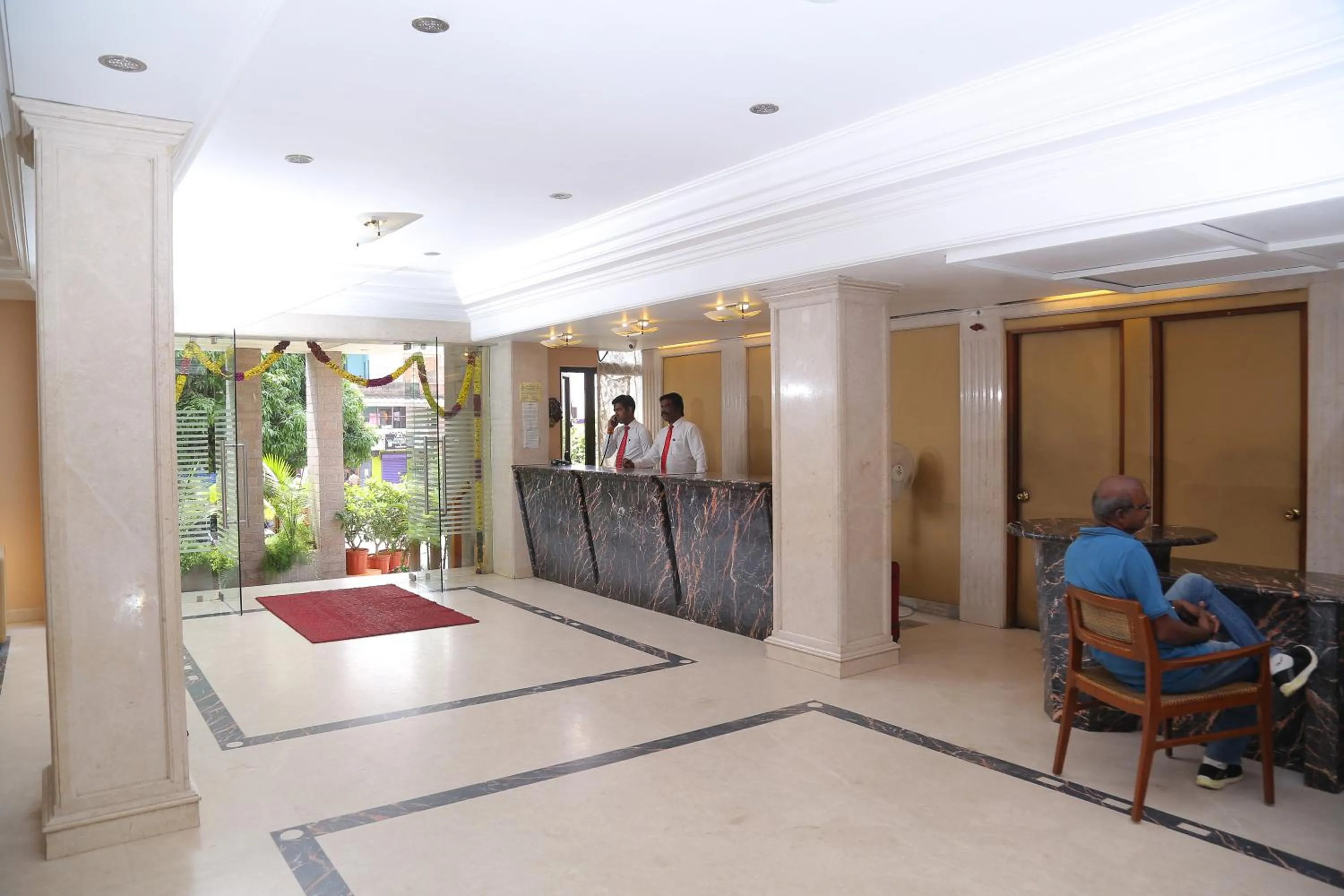 Staff in Hotel Surguru