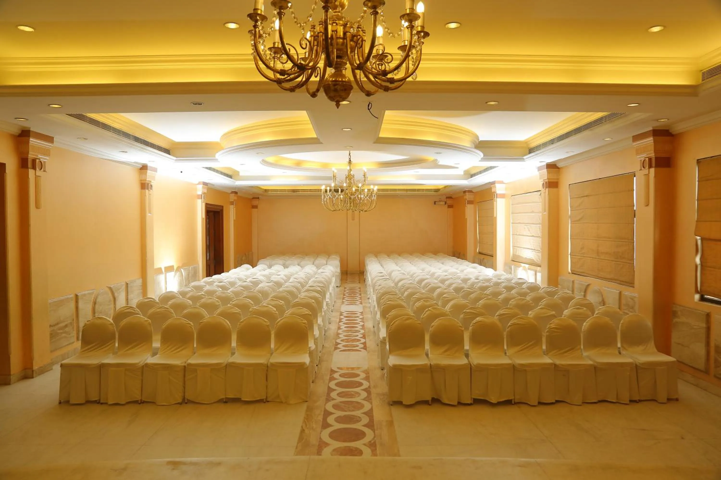 Banquet/Function facilities in Hotel Surguru