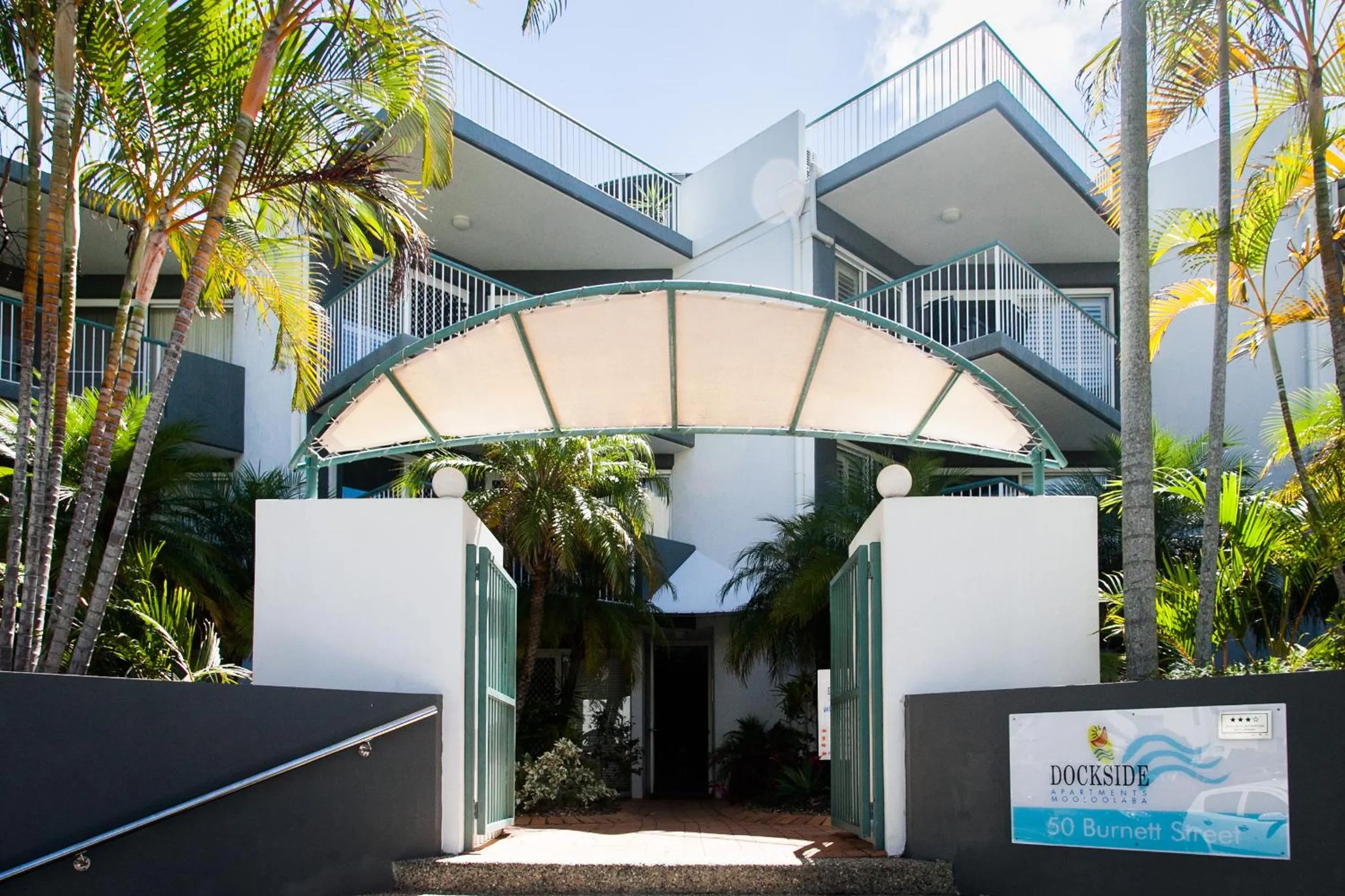 Facade/entrance in Dockside Apartments Mooloolaba