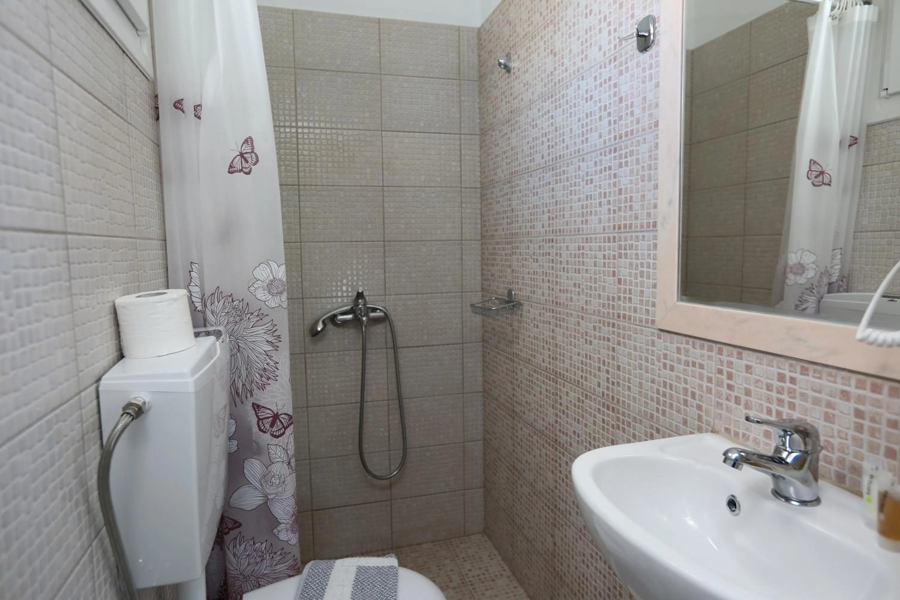 Bathroom in Hotel Kastro