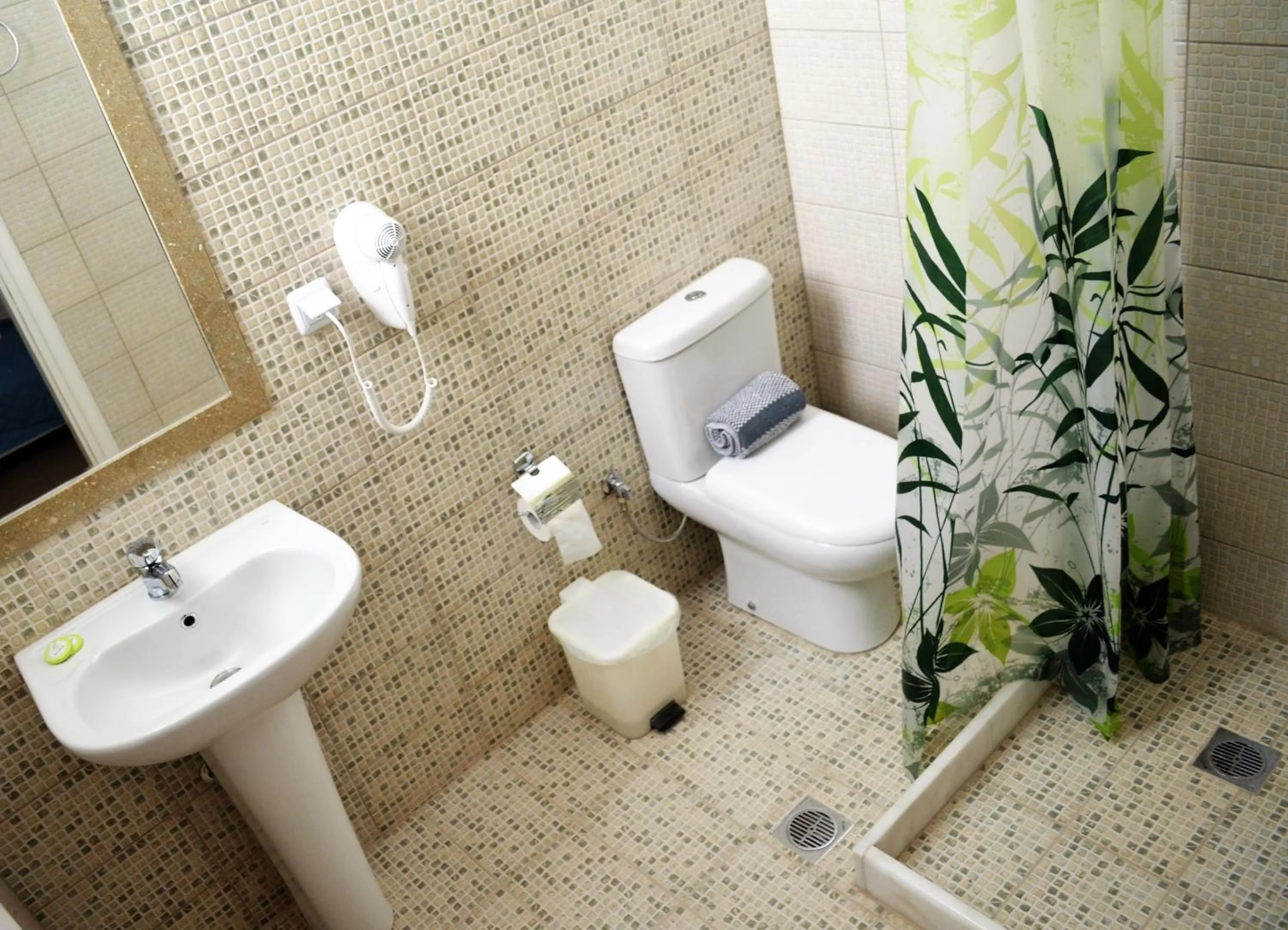 Bathroom in Hotel Kastro