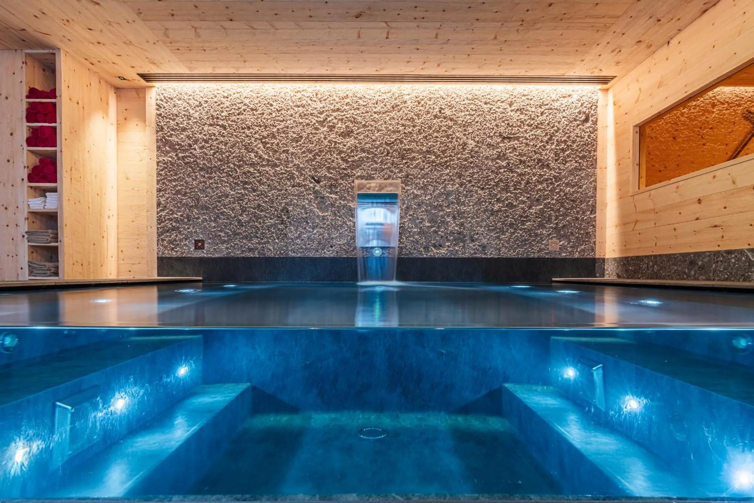 Hot Tub in Chalet Elisabeth dolomites alpin & charme